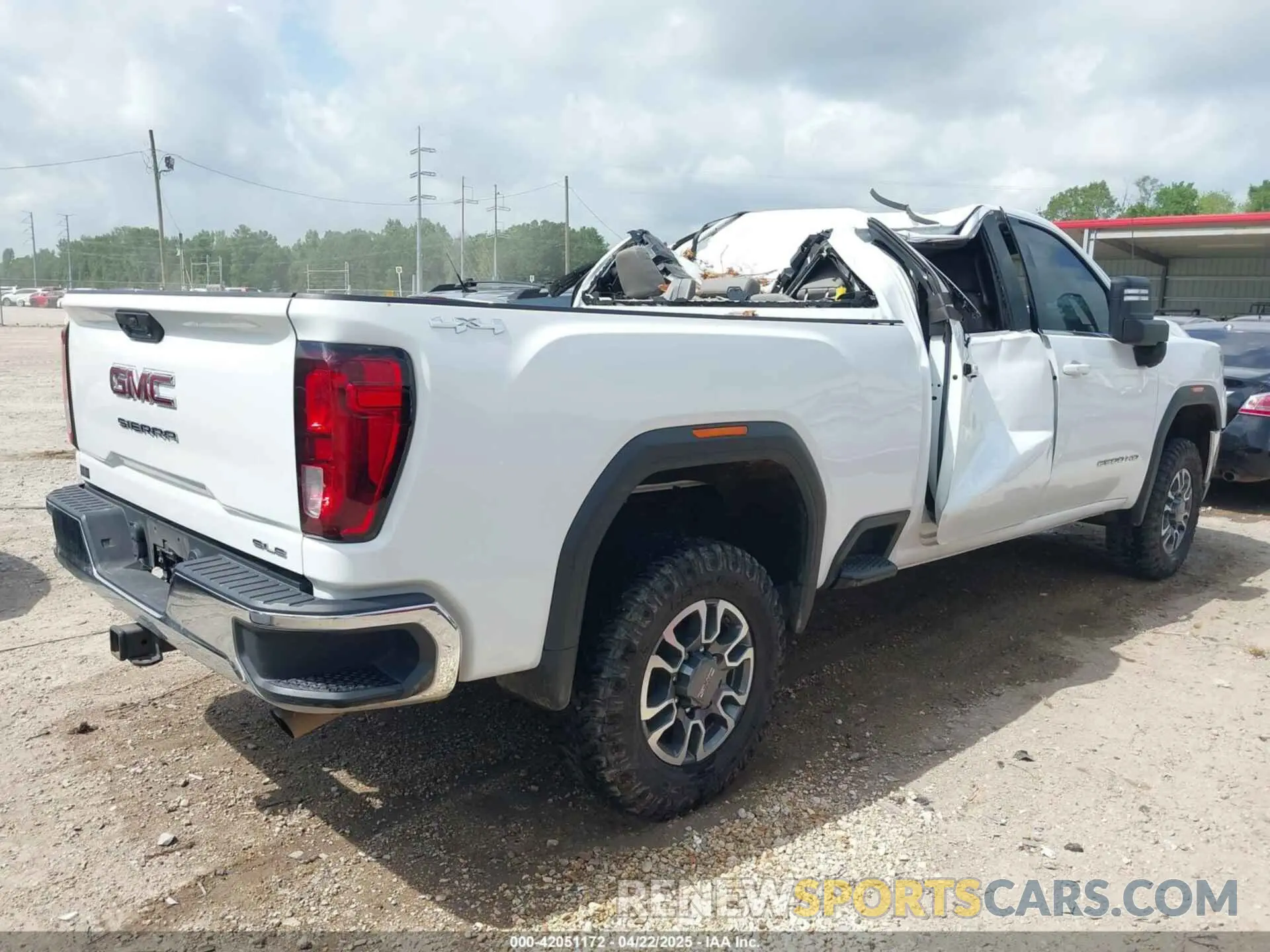 4 Photograph of a damaged car 1GT49ME74PF163567 GMC SIERRA 2500HD 2023