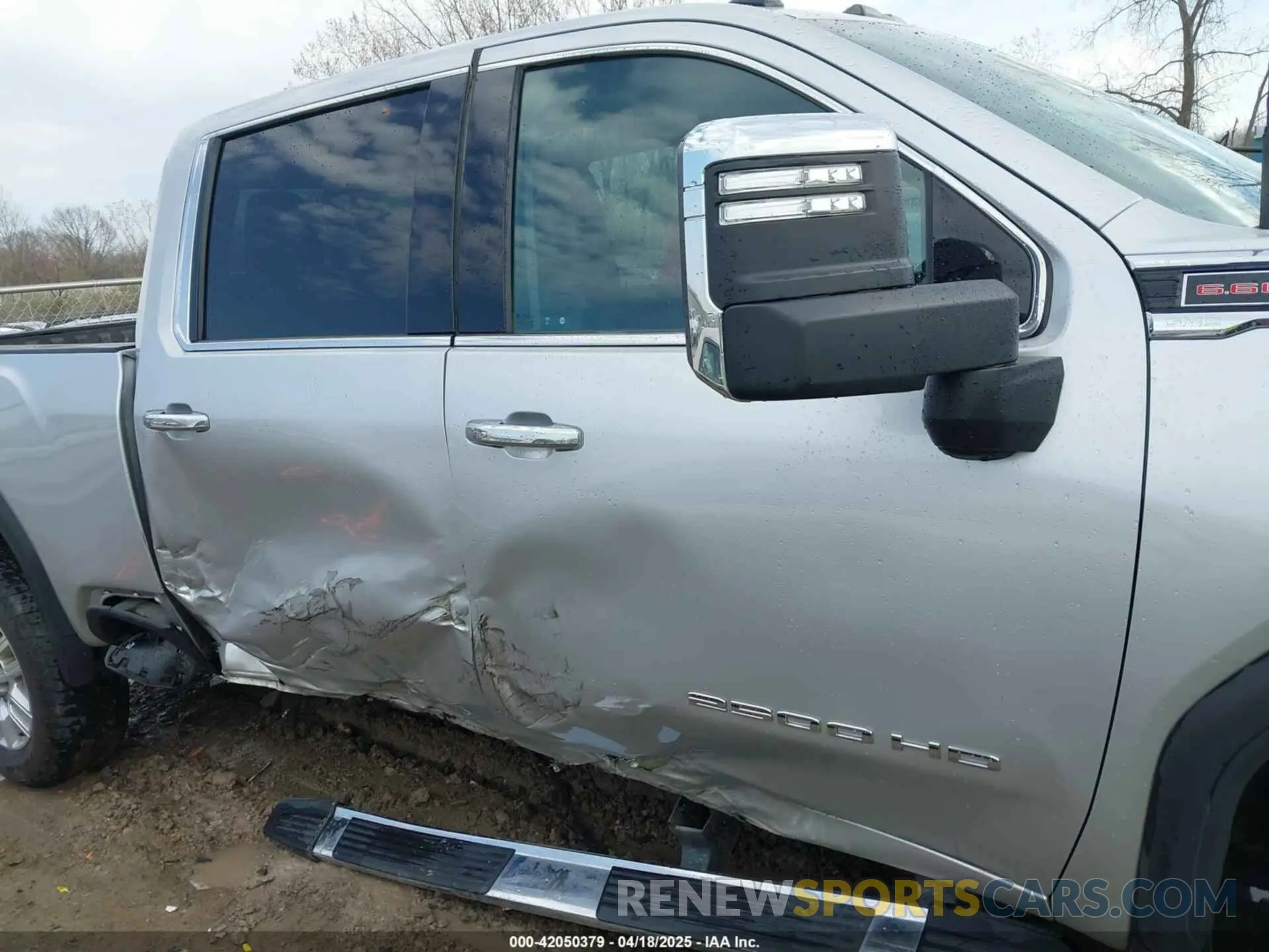 13 Photograph of a damaged car 1GT49NE77PF146834 GMC SIERRA 2500HD 2023