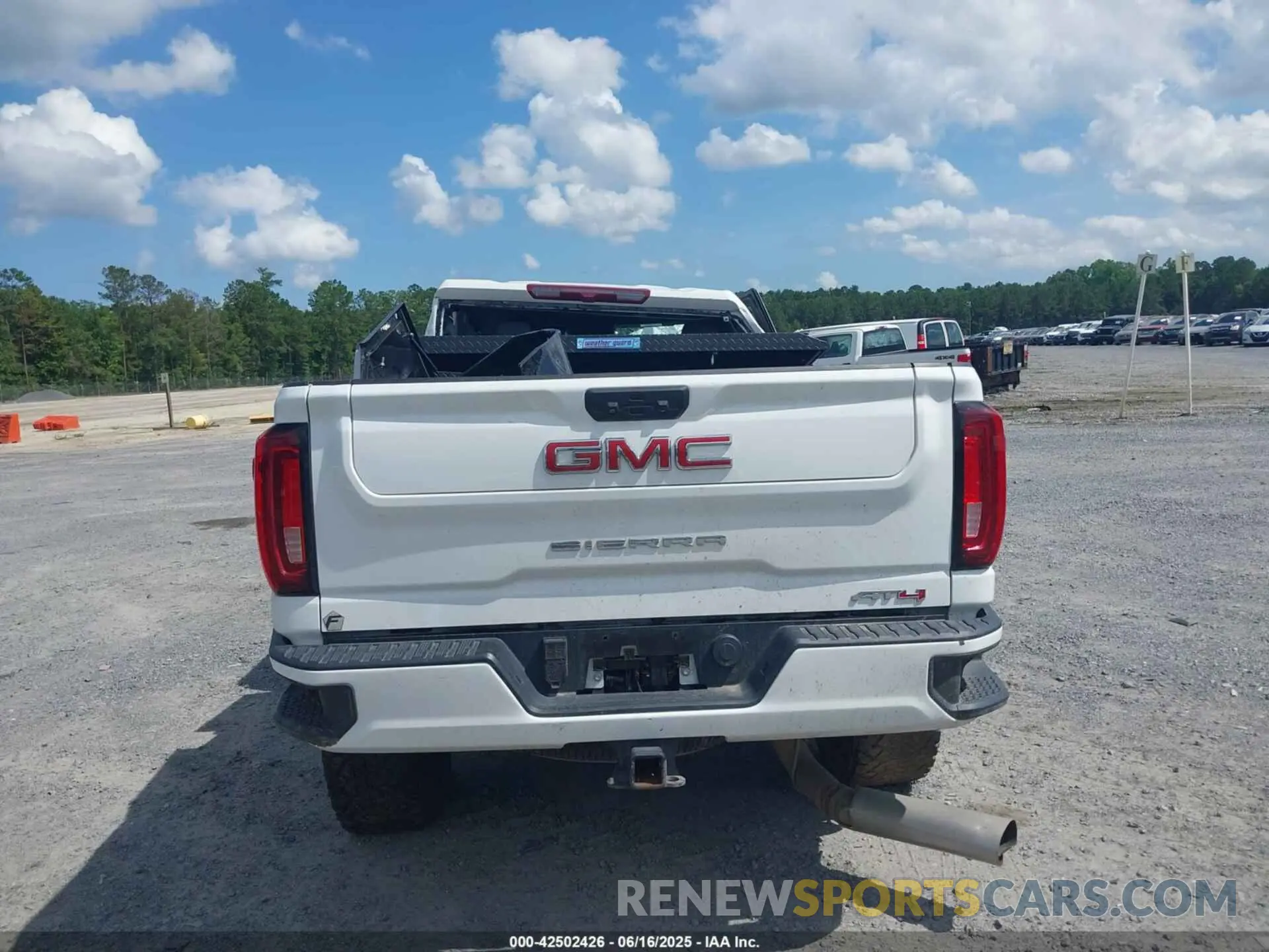 14 Photograph of a damaged car 1GT49PEY2PF112076 GMC SIERRA 2500HD 2023