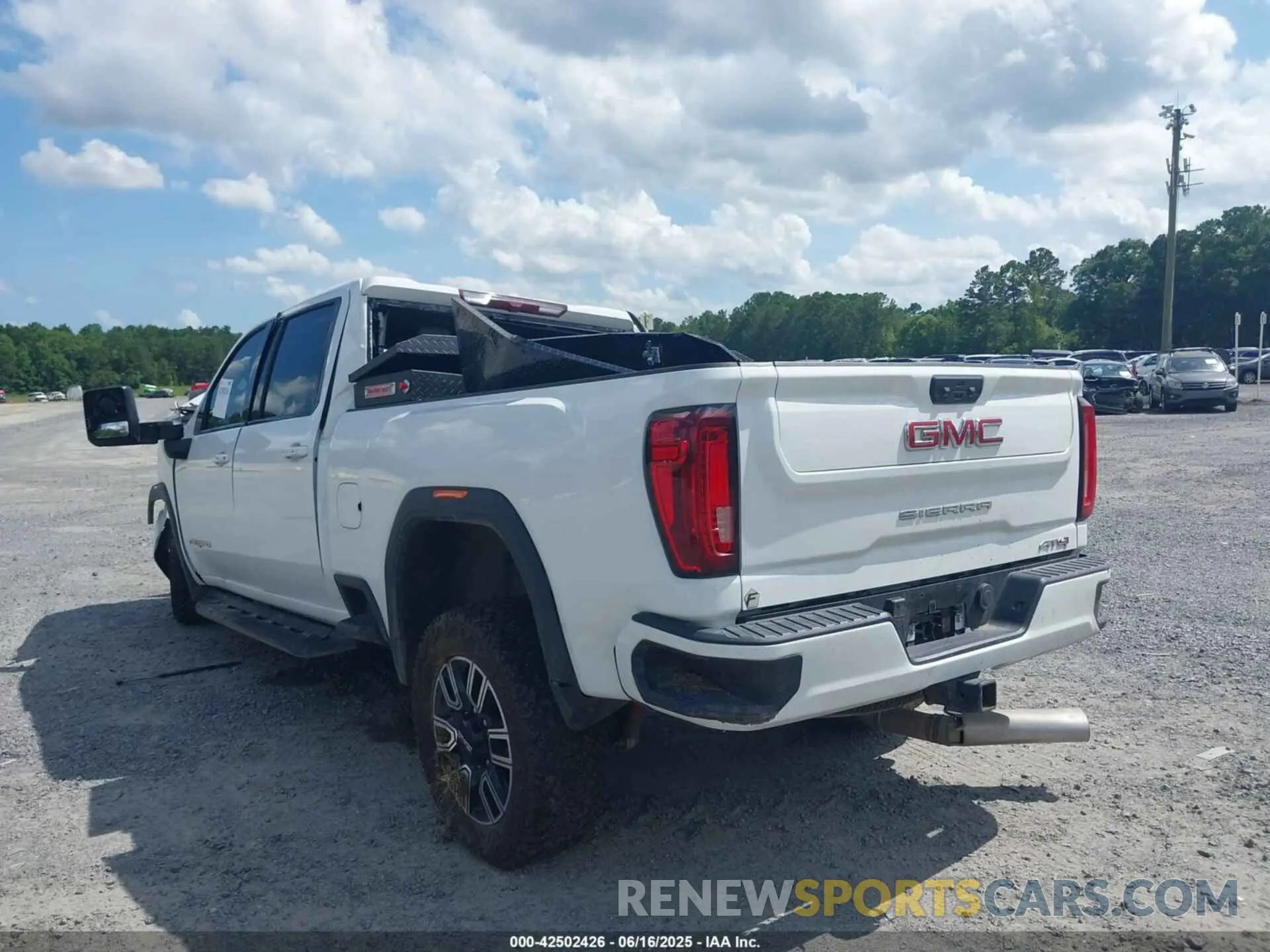 3 Photograph of a damaged car 1GT49PEY2PF112076 GMC SIERRA 2500HD 2023