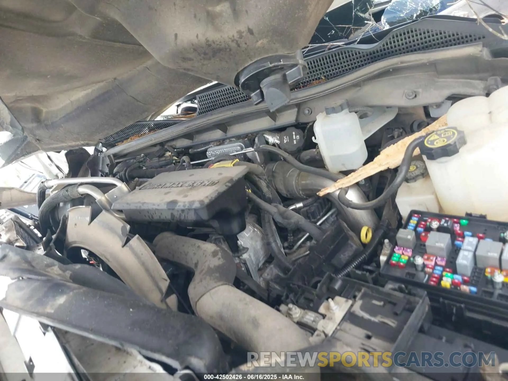 9 Photograph of a damaged car 1GT49PEY2PF112076 GMC SIERRA 2500HD 2023
