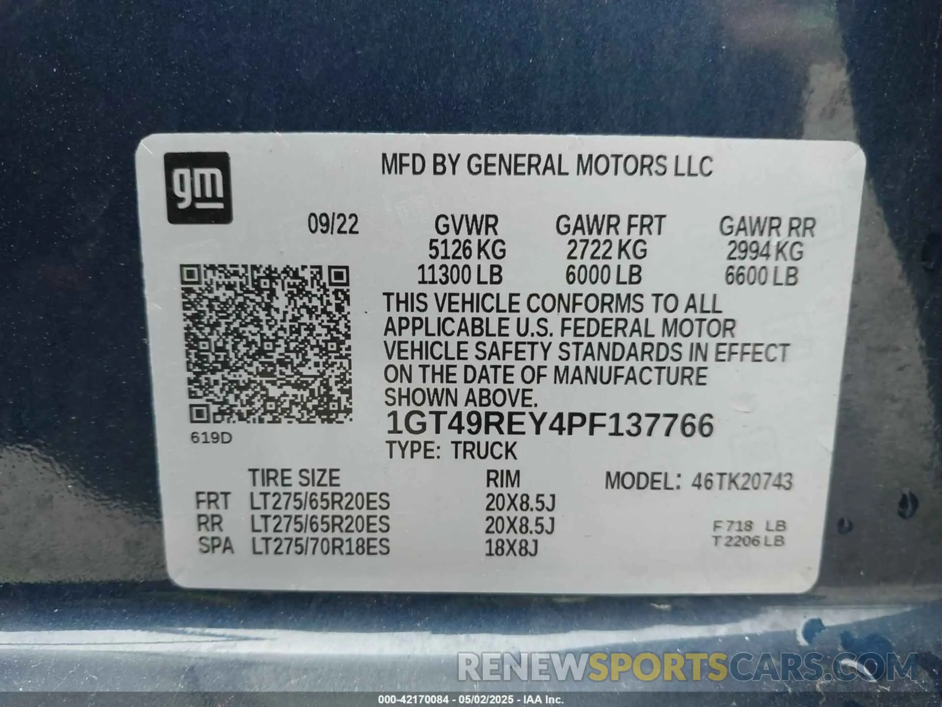 8 Фотография поврежденного автомобиля 1GT49REY4PF137766 GMC SIERRA 2500HD 2023