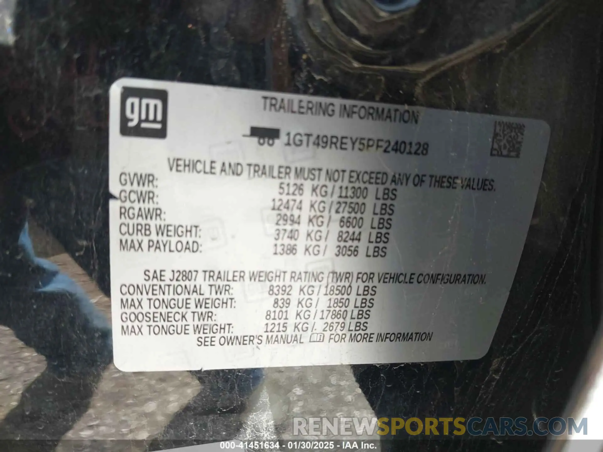 9 Photograph of a damaged car 1GT49REY5PF240128 GMC SIERRA 2500HD 2023