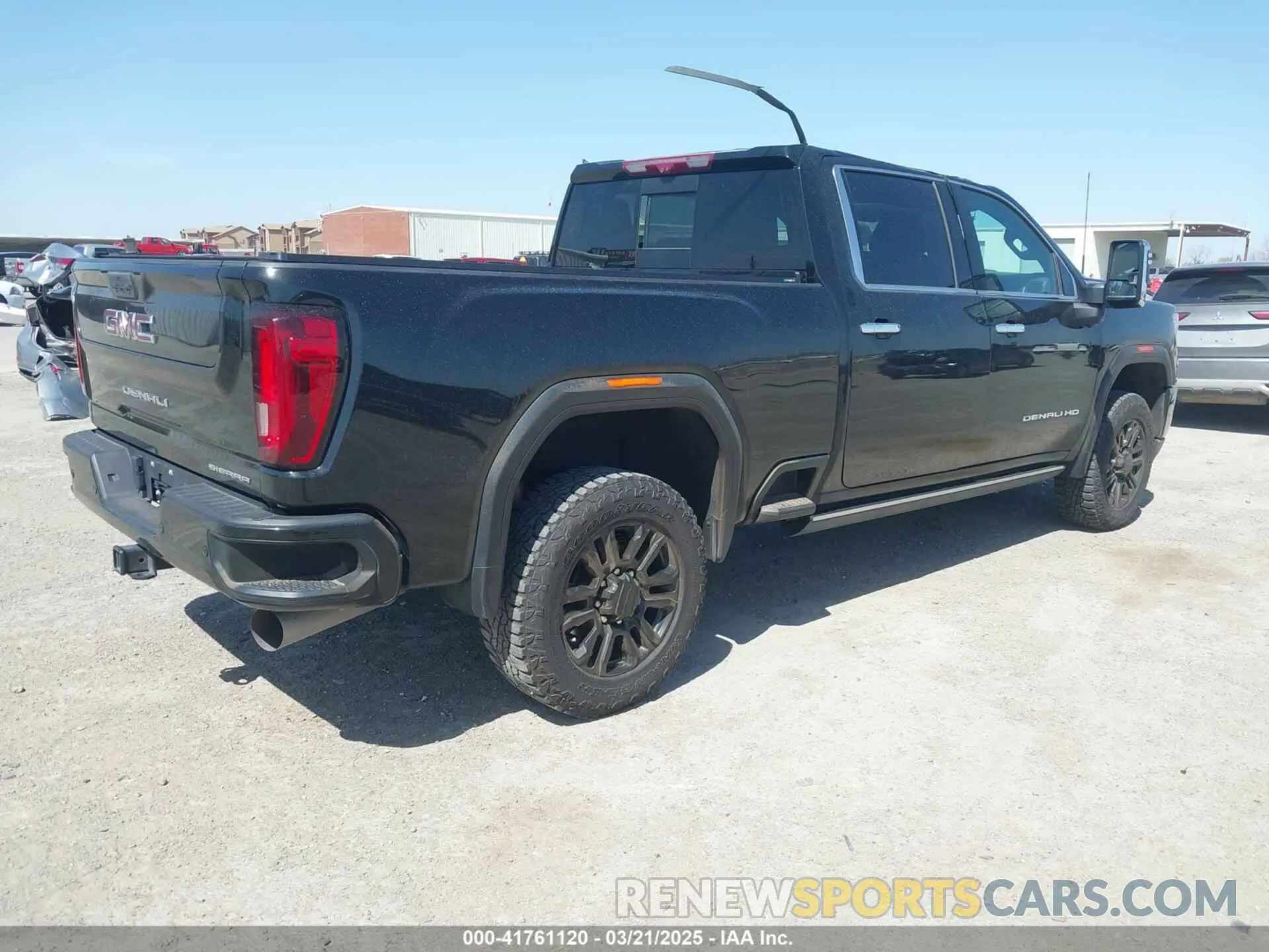 4 Фотография поврежденного автомобиля 1GT49REY6PF117941 GMC SIERRA 2500HD 2023