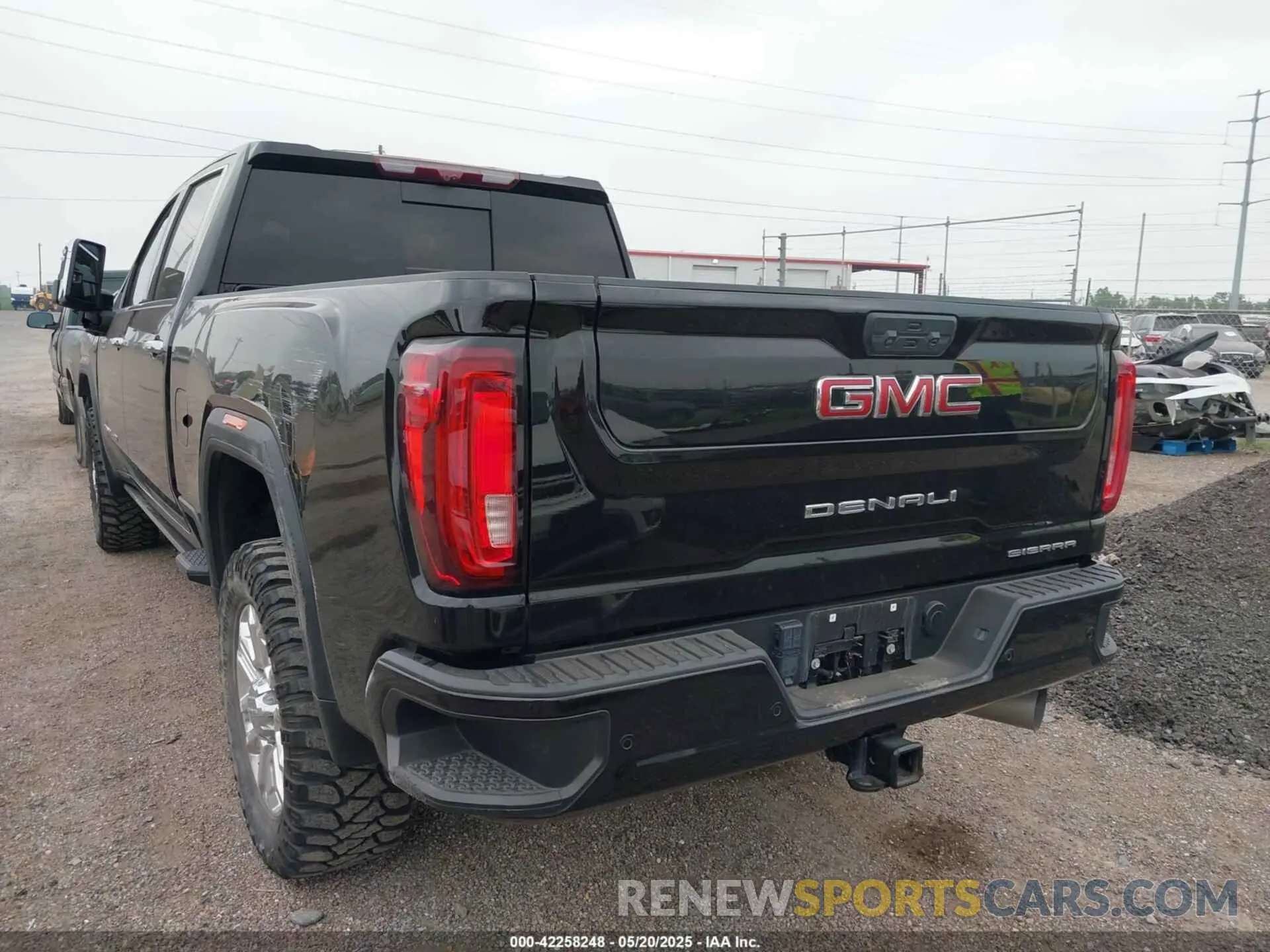 3 Фотография поврежденного автомобиля 1GT49REY6PF213469 GMC SIERRA 2500HD 2023