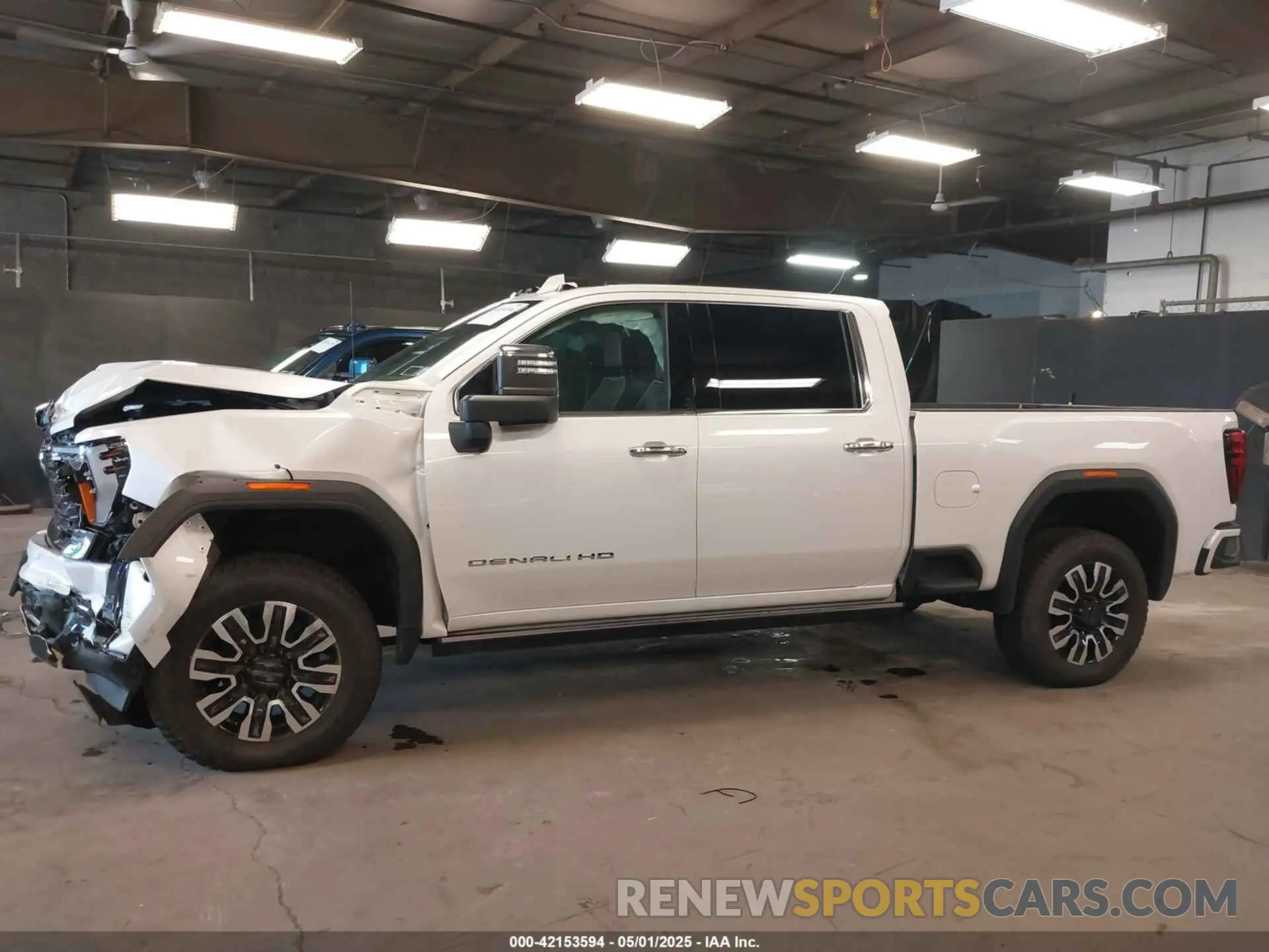 14 Фотография поврежденного автомобиля 1GT19XEY1RF301873 GMC SIERRA 2500HD 2024