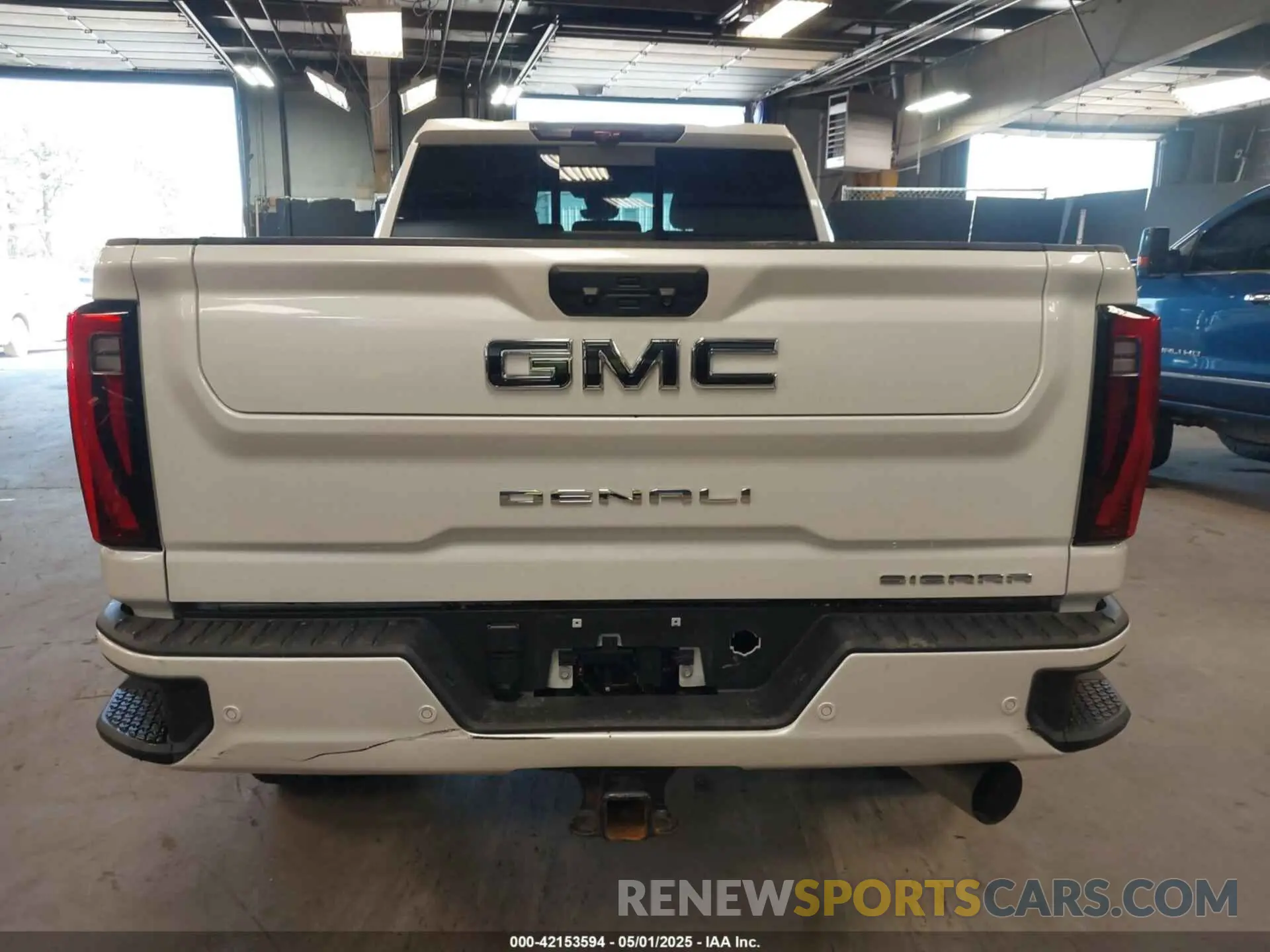 16 Фотография поврежденного автомобиля 1GT19XEY1RF301873 GMC SIERRA 2500HD 2024