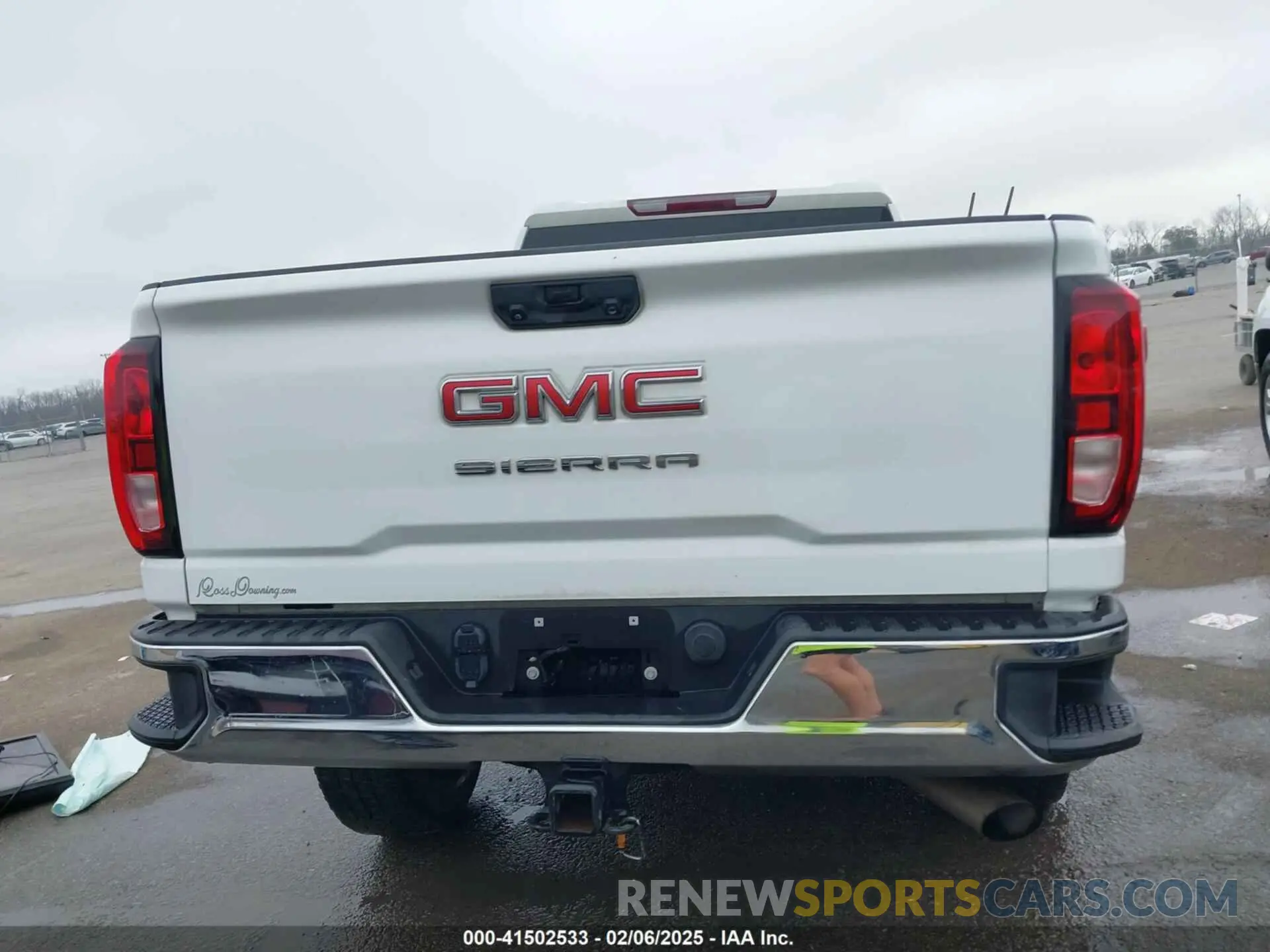 15 Photograph of a damaged car 1GT49LE76RF144631 GMC SIERRA 2500HD 2024