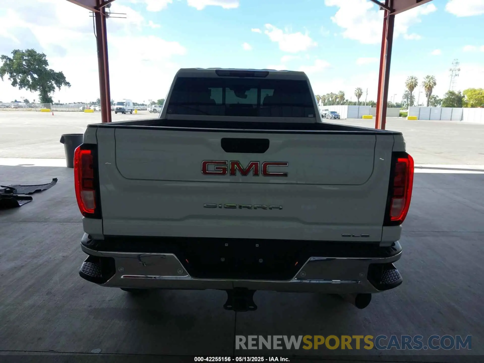15 Photograph of a damaged car 1GT49MEY6RF452543 GMC SIERRA 2500HD 2024