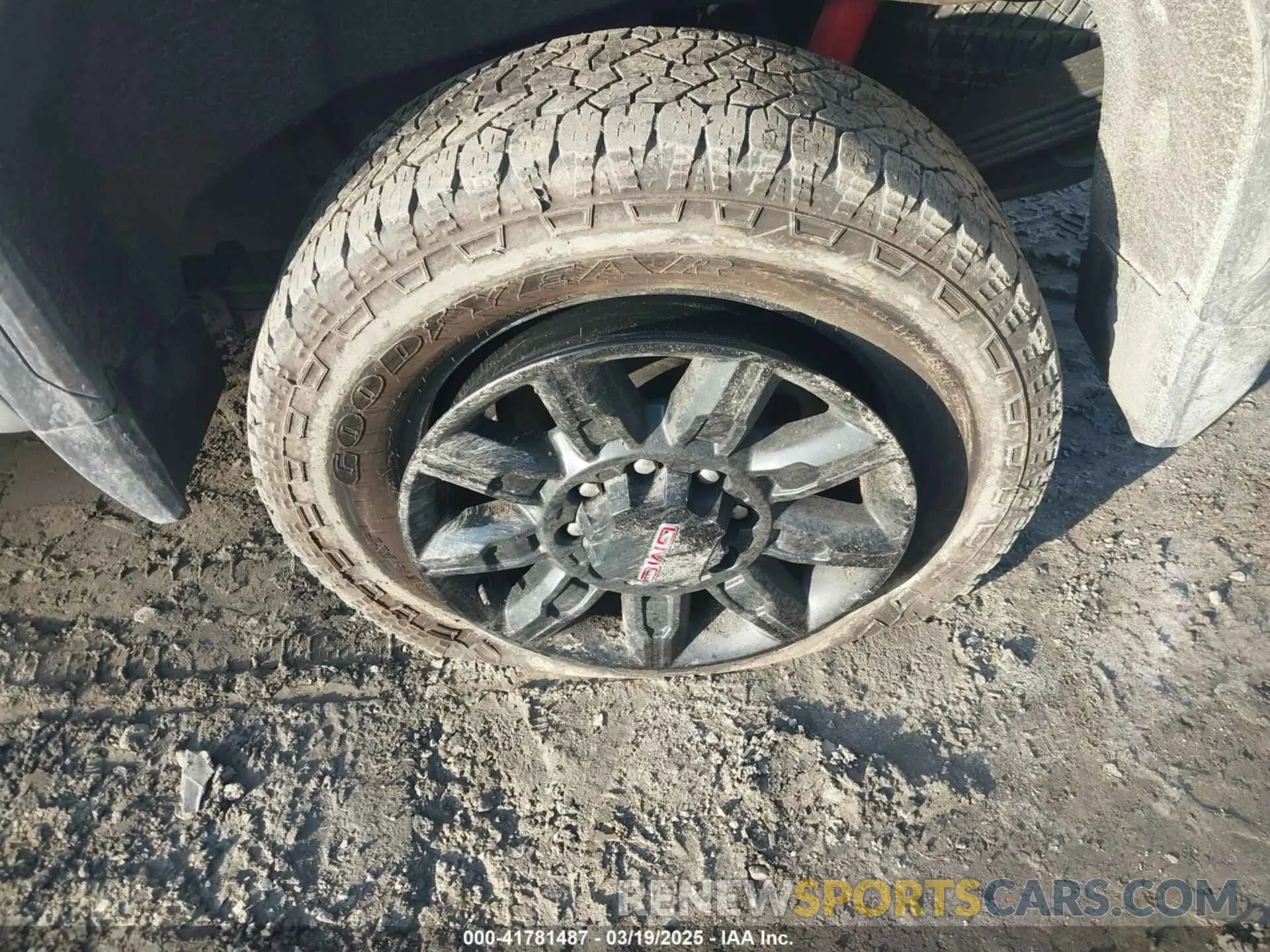 6 Photograph of a damaged car 1GT49PE79RF387129 GMC SIERRA 2500HD 2024