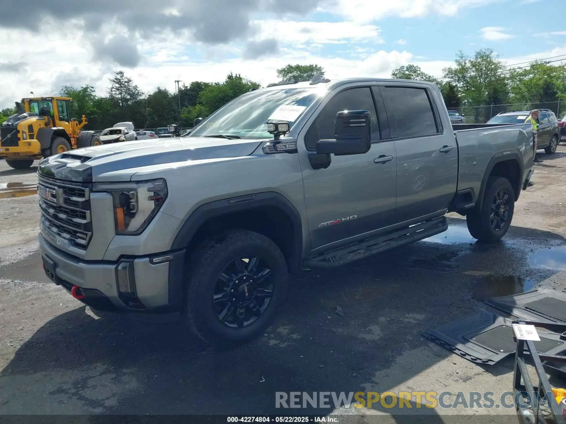 2 Фотография поврежденного автомобиля 1GT49PE79RF403426 GMC SIERRA 2500HD 2024