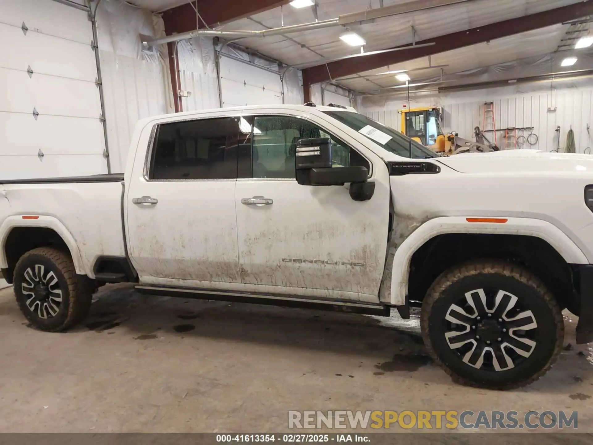 13 Фотография поврежденного автомобиля 1GT49XEY7RF209082 GMC SIERRA 2500HD 2024