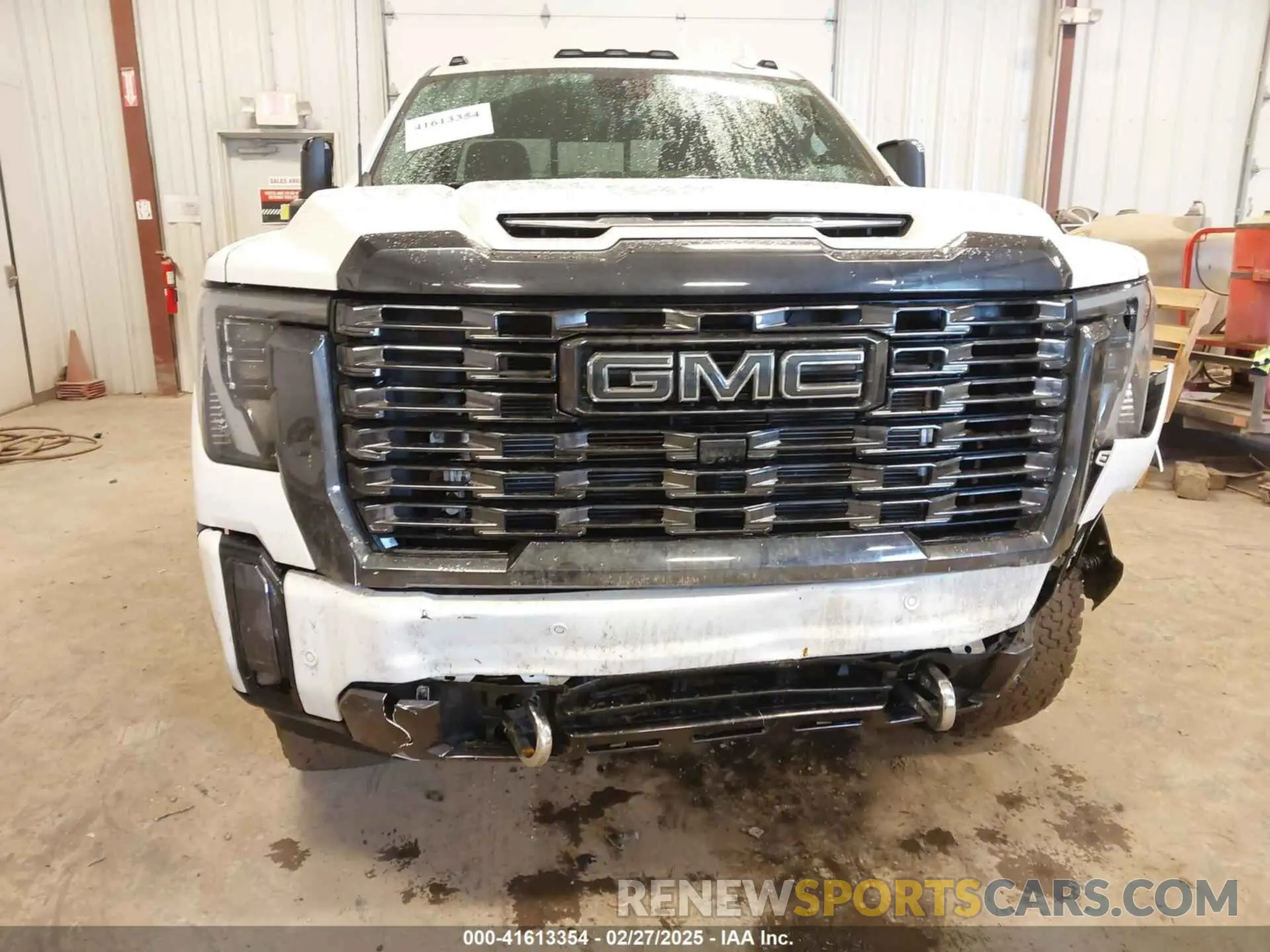 16 Фотография поврежденного автомобиля 1GT49XEY7RF209082 GMC SIERRA 2500HD 2024