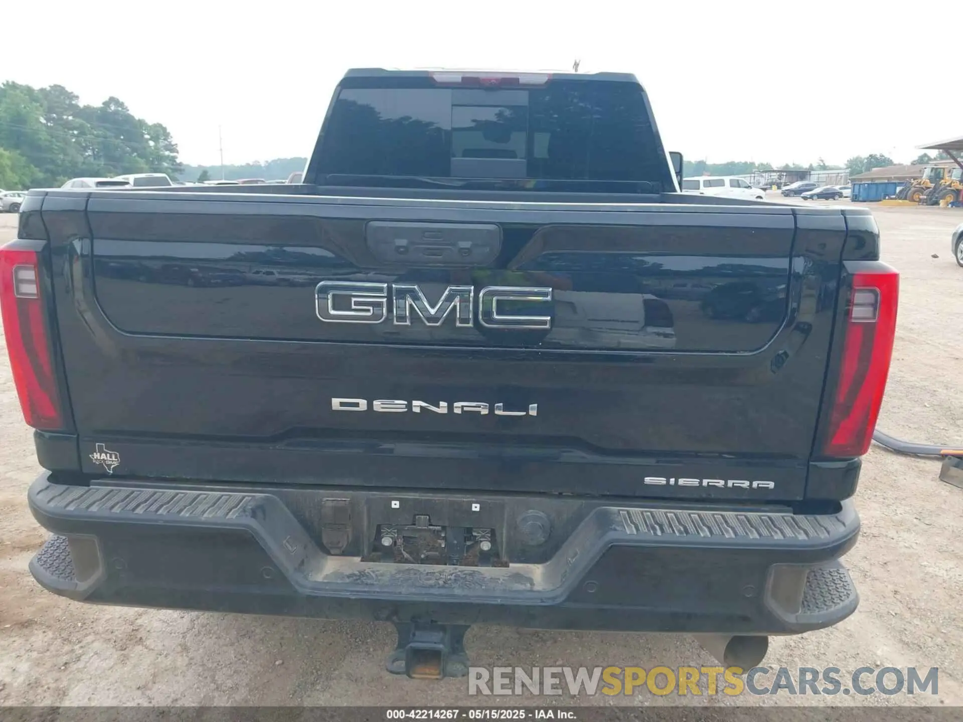 16 Photograph of a damaged car 1GT49XEY7RF326497 GMC SIERRA 2500HD 2024