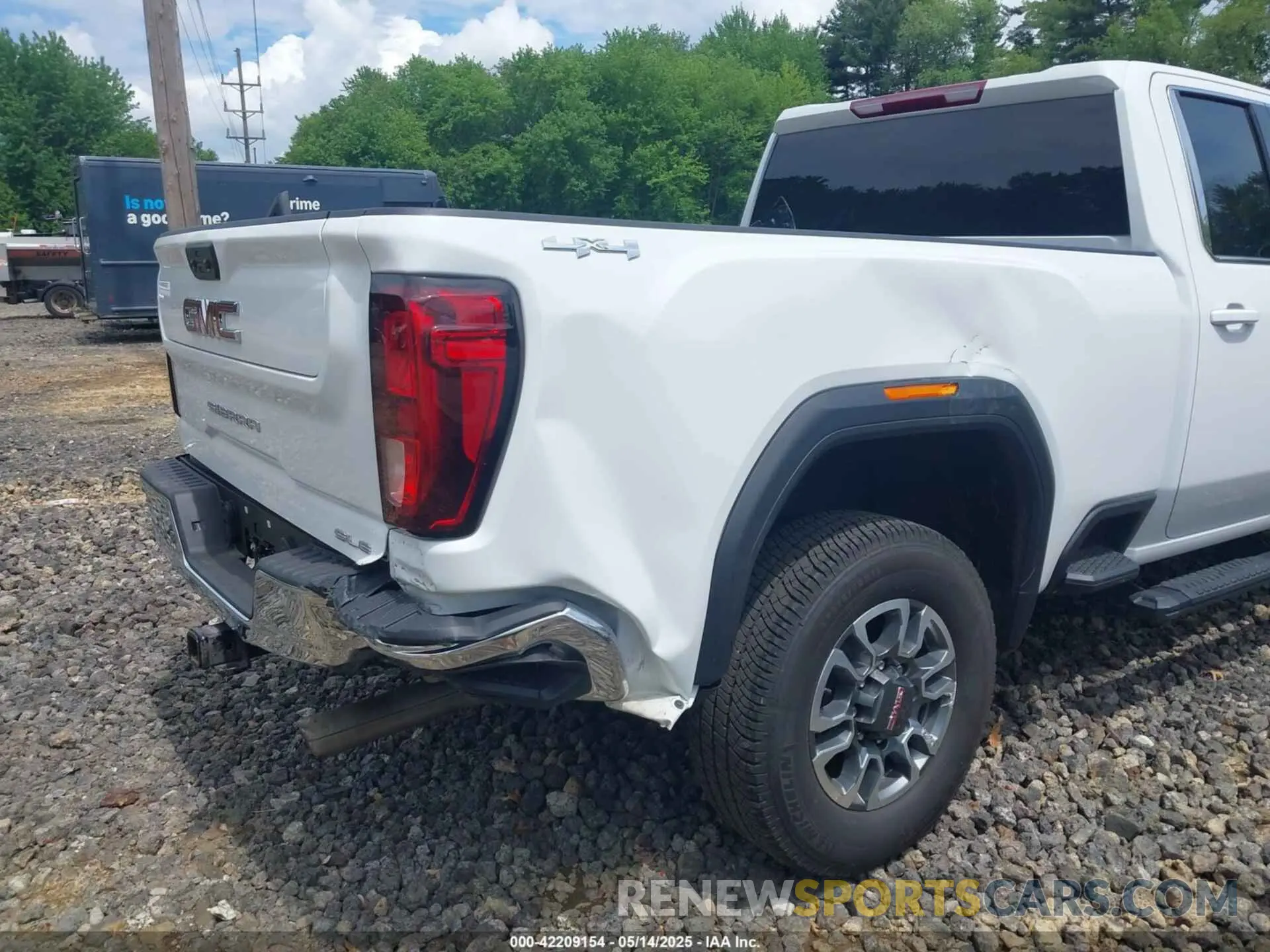 17 Photograph of a damaged car 1GT59ME79RF448708 GMC SIERRA 2500HD 2024