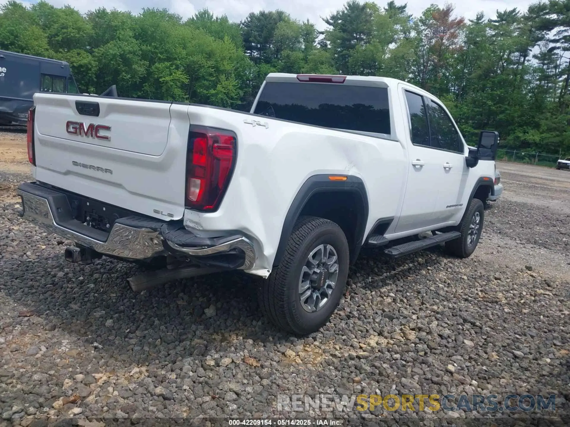 4 Photograph of a damaged car 1GT59ME79RF448708 GMC SIERRA 2500HD 2024