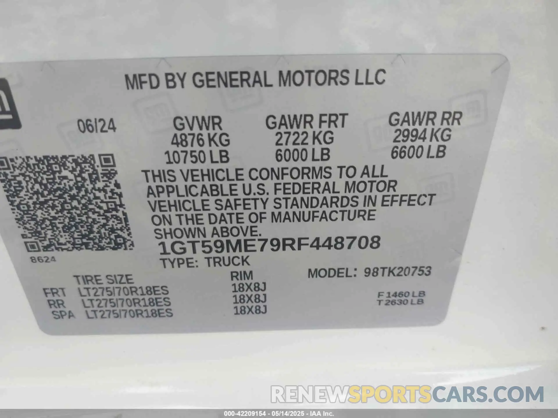 8 Photograph of a damaged car 1GT59ME79RF448708 GMC SIERRA 2500HD 2024