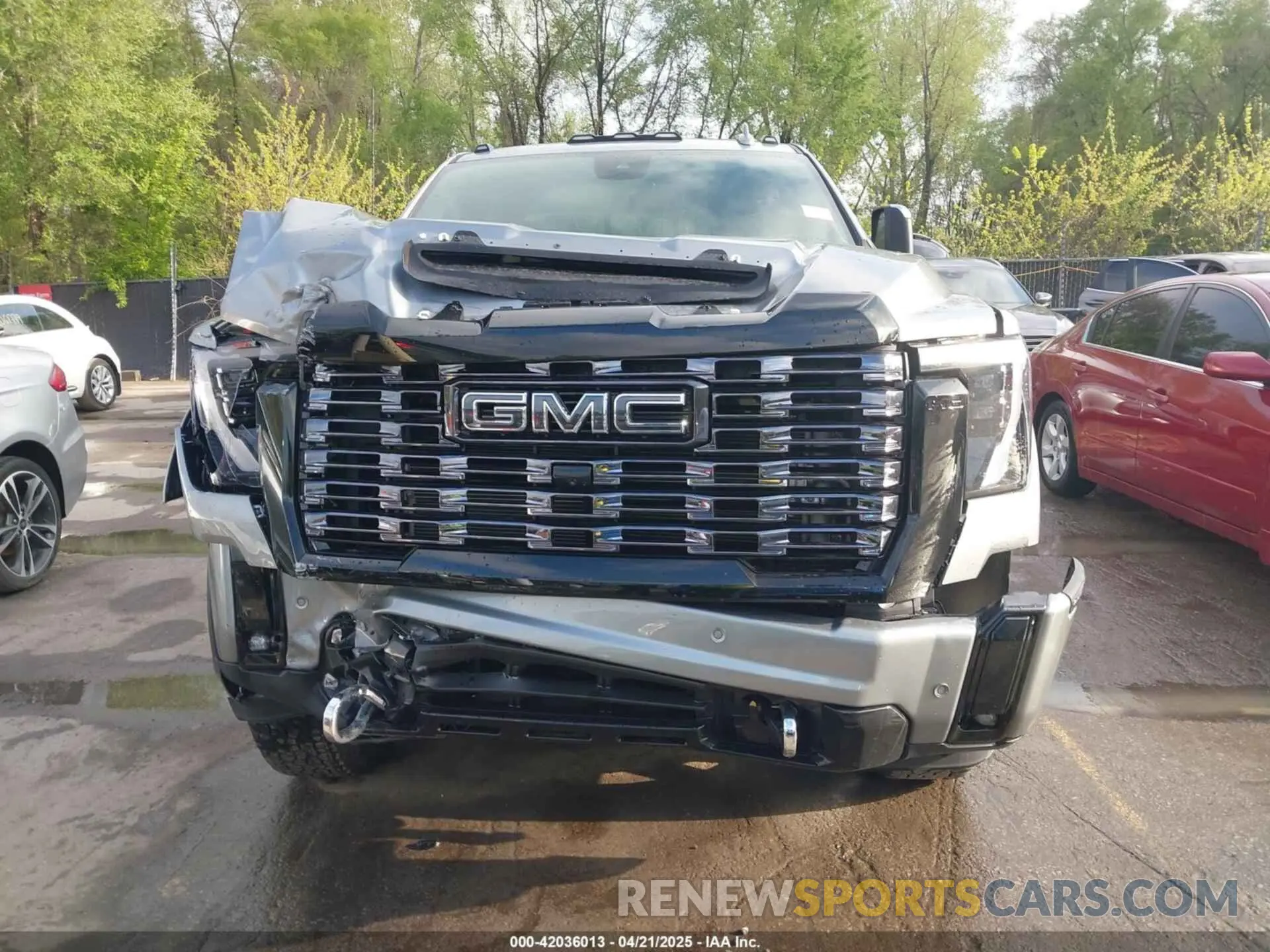 14 Photograph of a damaged car 1GT4UXEY2SF208037 GMC SIERRA 2500HD 2025