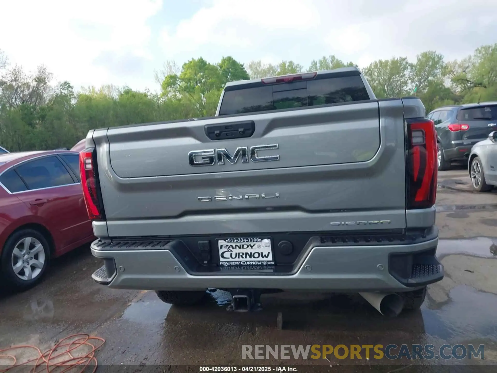 17 Photograph of a damaged car 1GT4UXEY2SF208037 GMC SIERRA 2500HD 2025