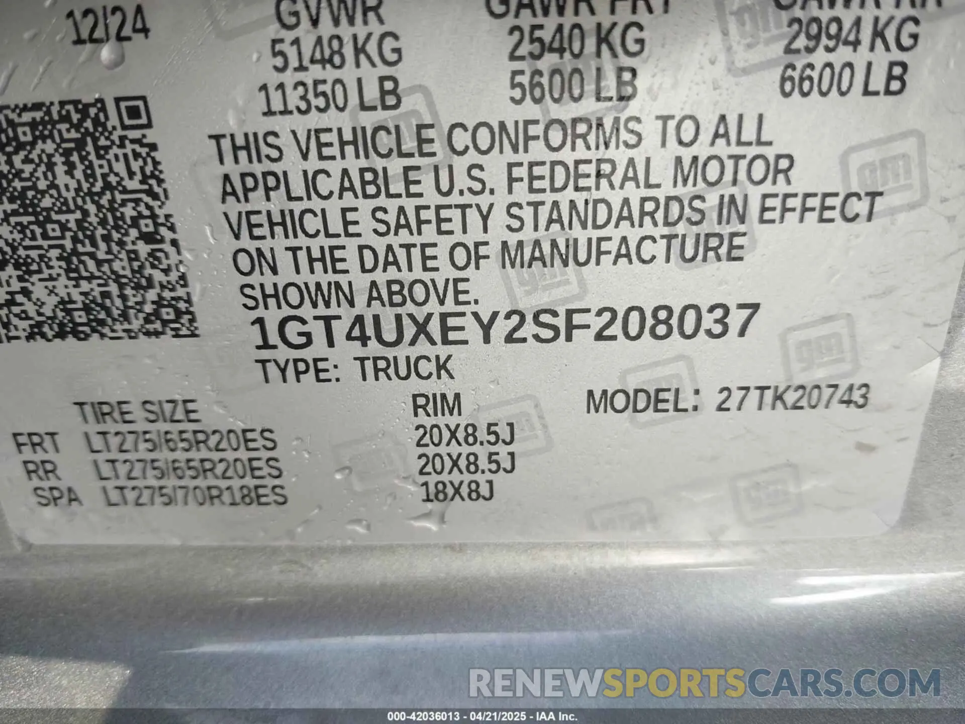 8 Photograph of a damaged car 1GT4UXEY2SF208037 GMC SIERRA 2500HD 2025