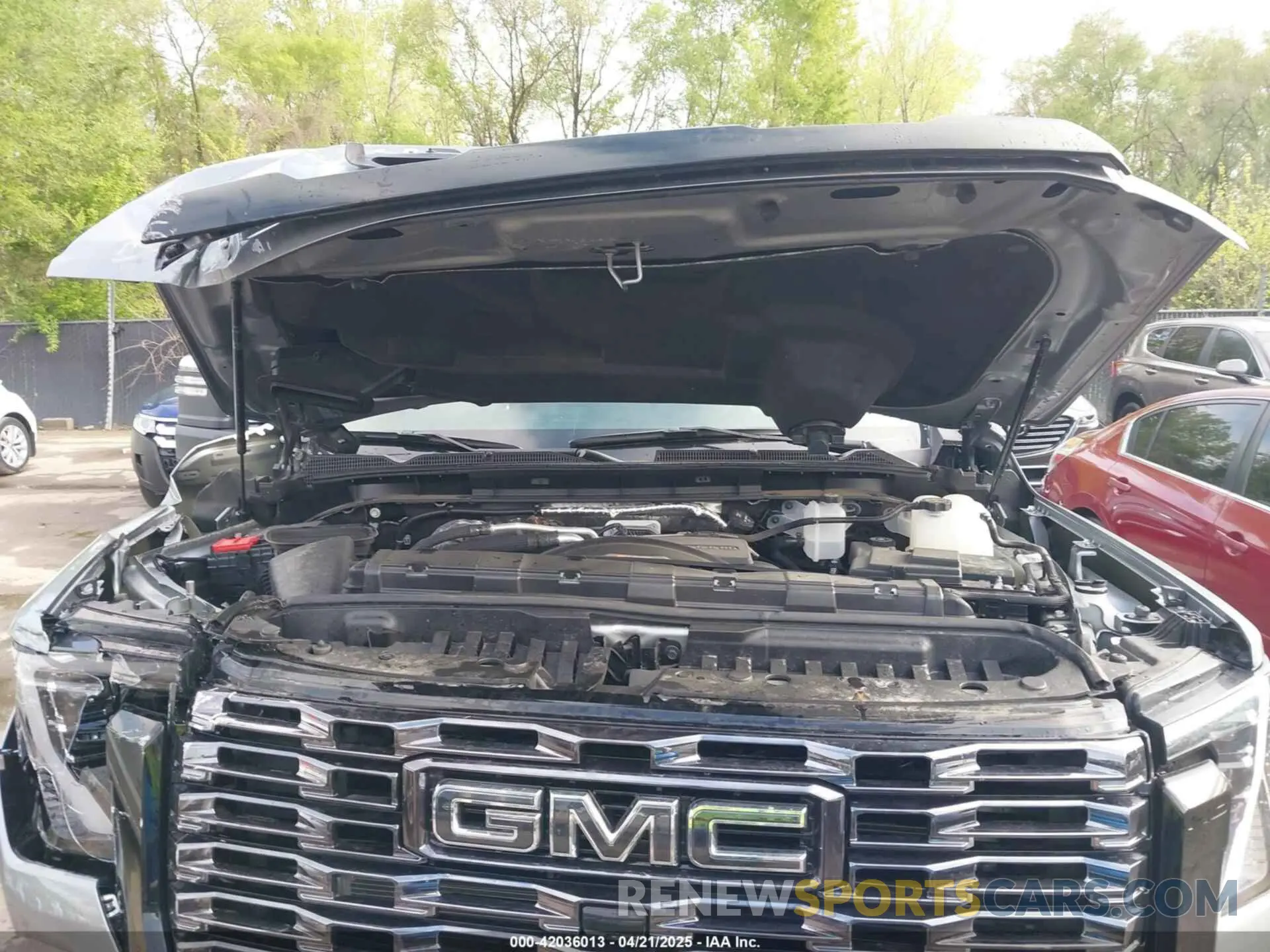 9 Photograph of a damaged car 1GT4UXEY2SF208037 GMC SIERRA 2500HD 2025