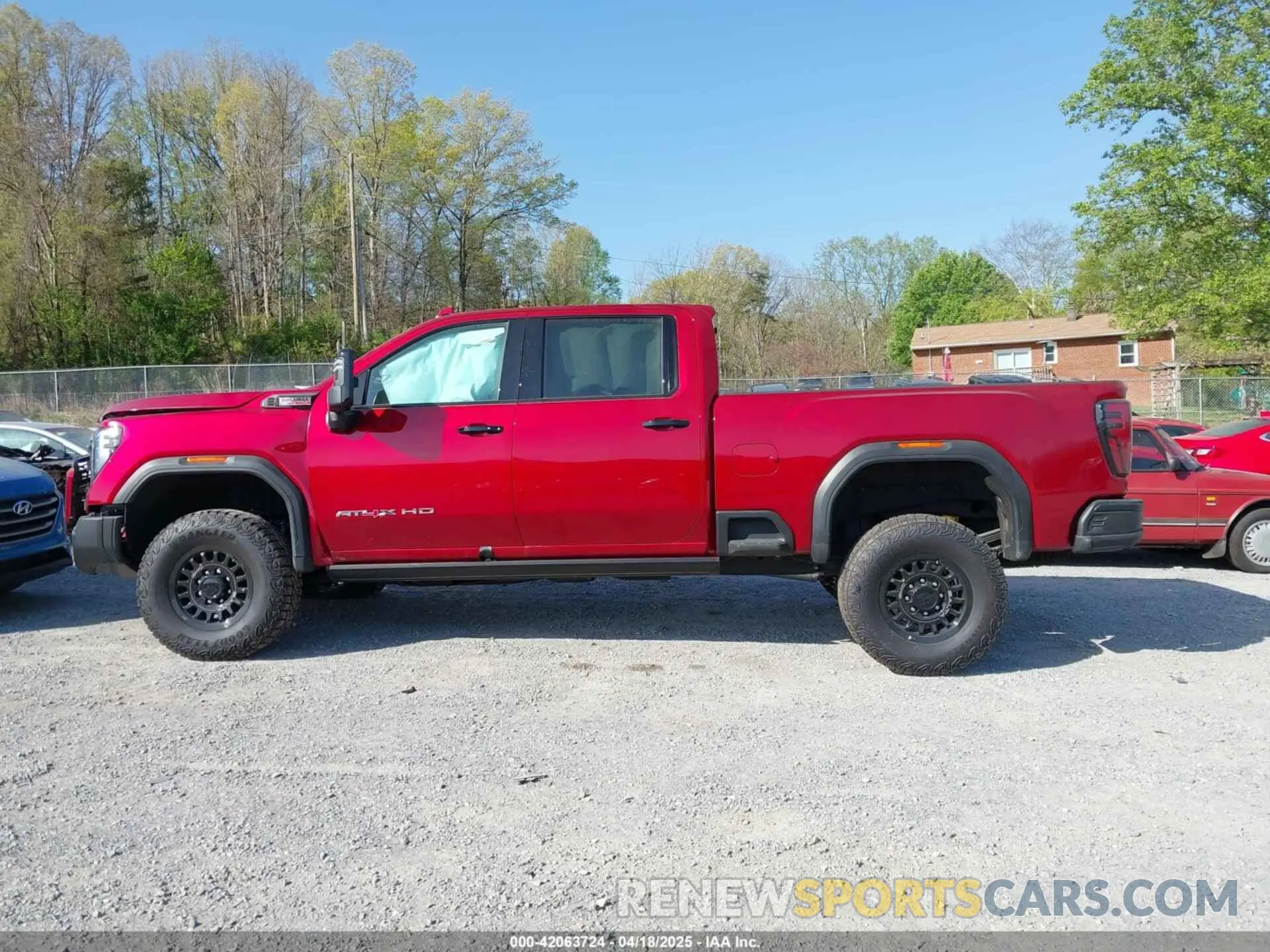 14 Фотография поврежденного автомобиля 1GT4UZEY2SF150023 GMC SIERRA 2500HD 2025
