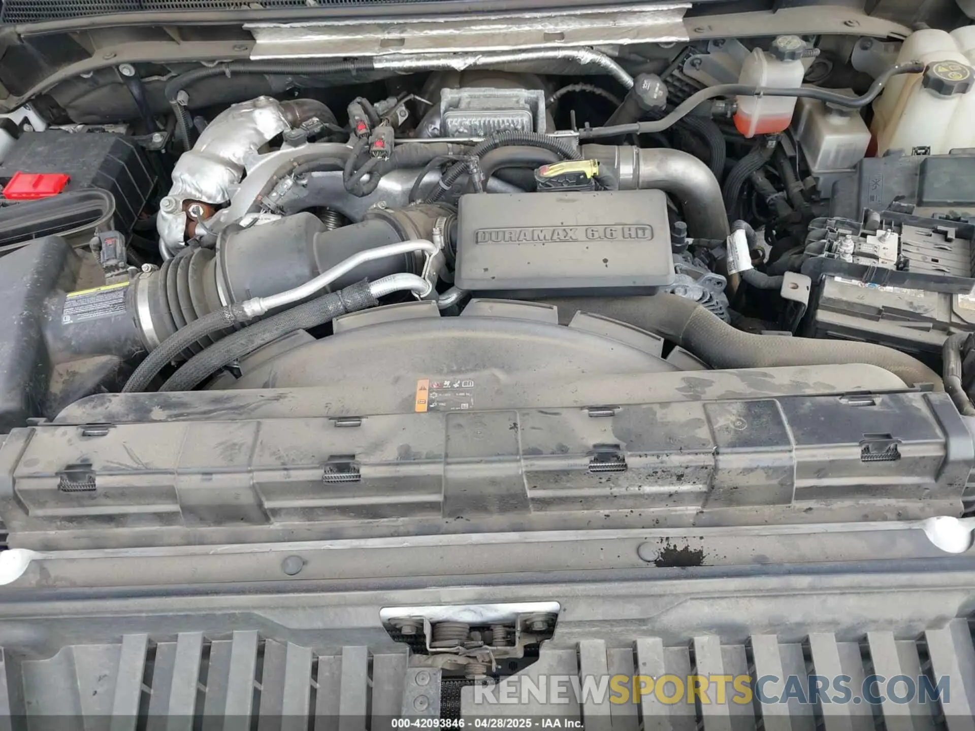 9 Photograph of a damaged car 1GT49SEY4LF307870 GMC SIERRA 3500HD 2020