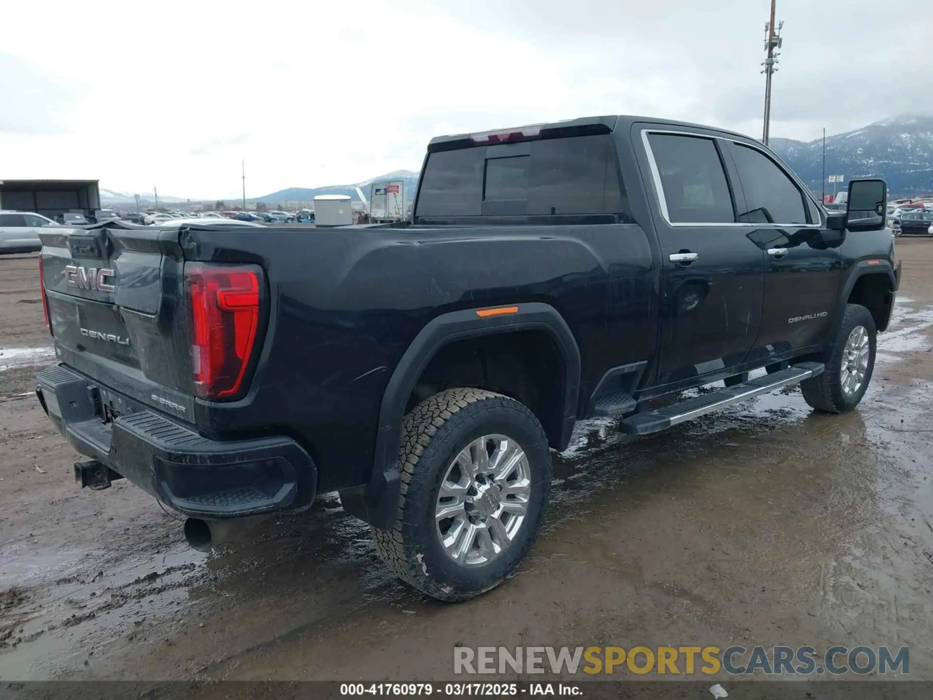 4 Photograph of a damaged car 1GT49WEY7LF236655 GMC SIERRA 3500HD 2020