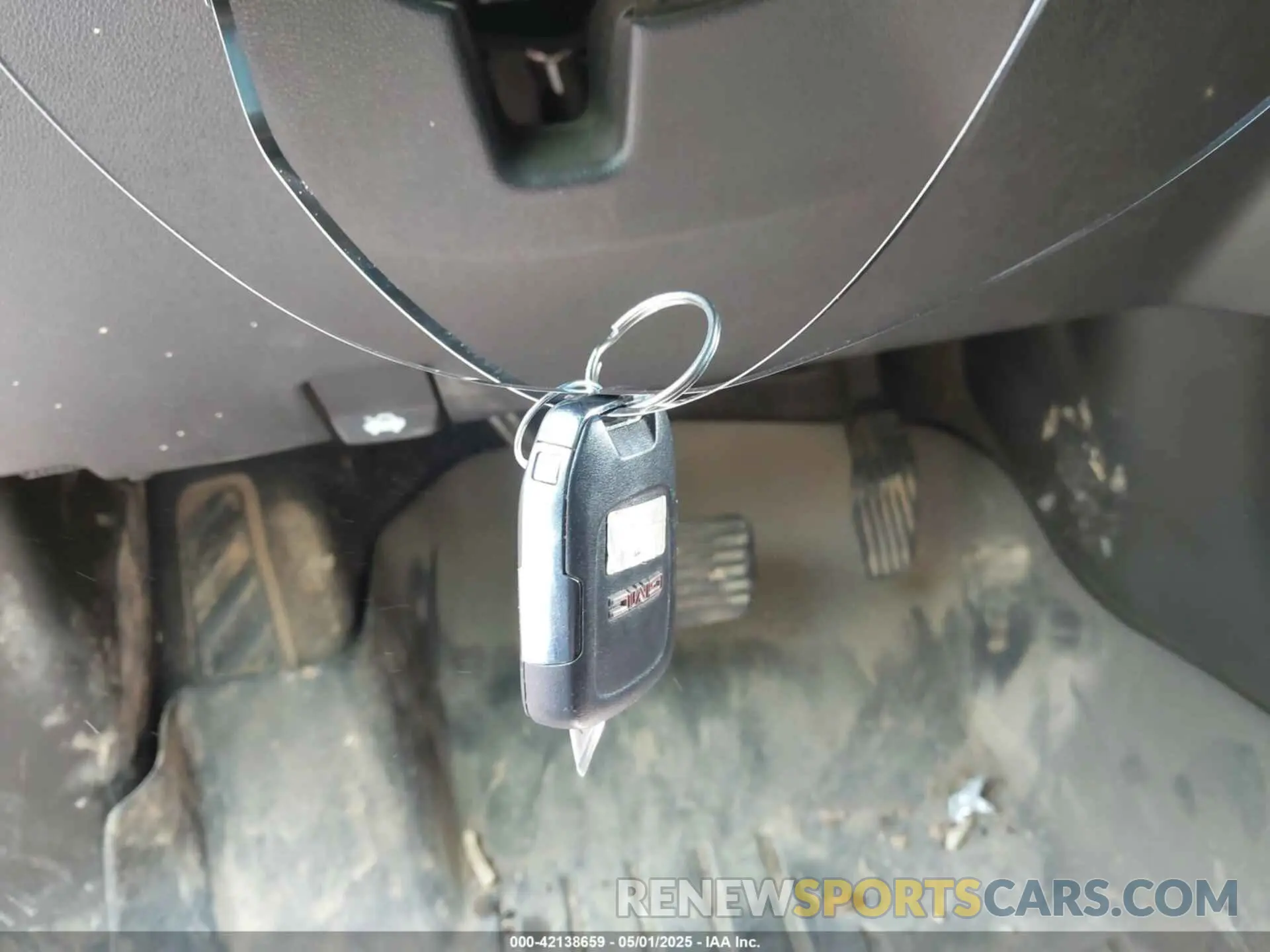 10 Фотография поврежденного автомобиля 1GT49WEYXLF249903 GMC SIERRA 3500HD 2020