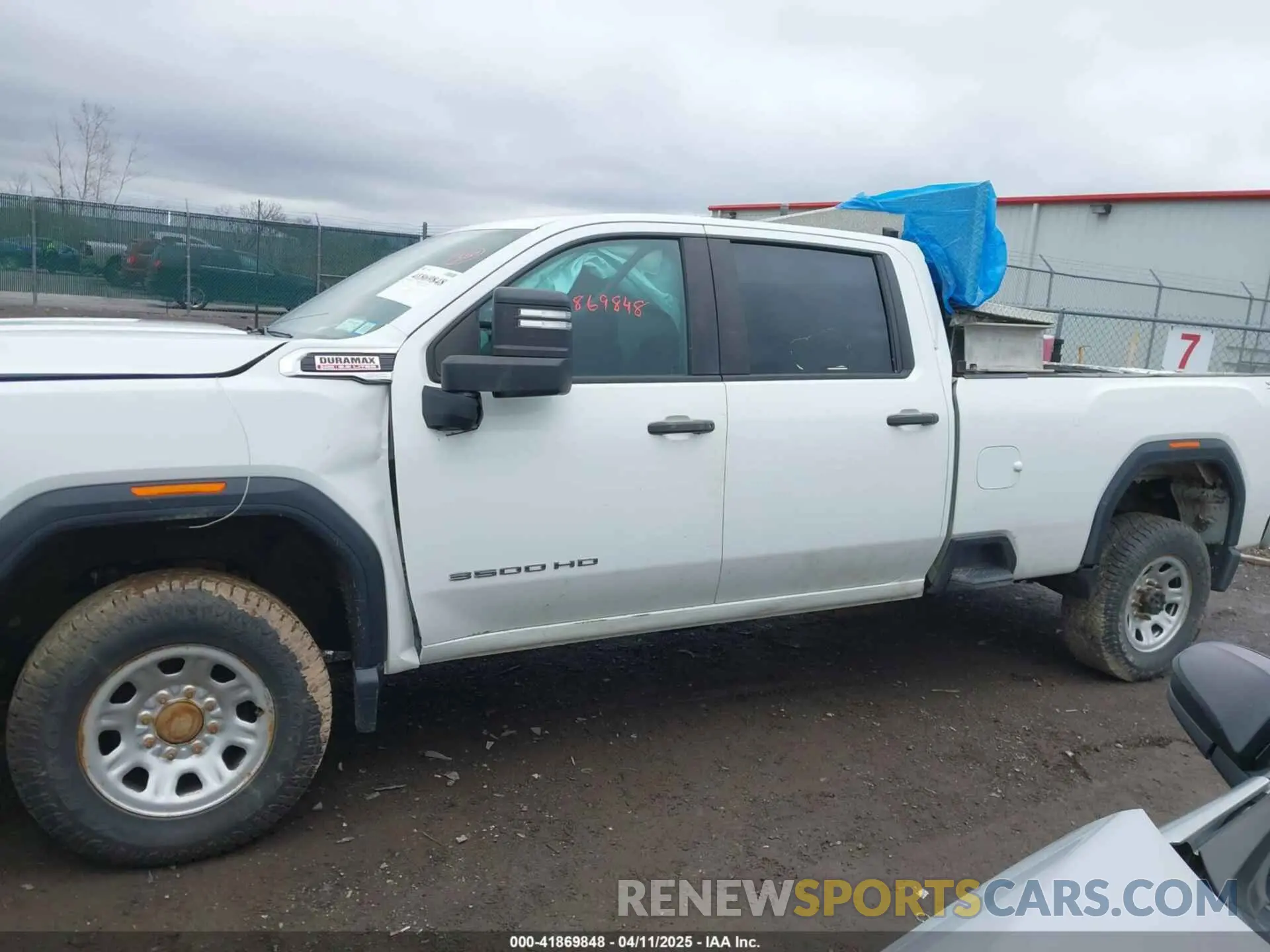 16 Photograph of a damaged car 1GT49SEY6MF122253 GMC SIERRA 3500HD 2021