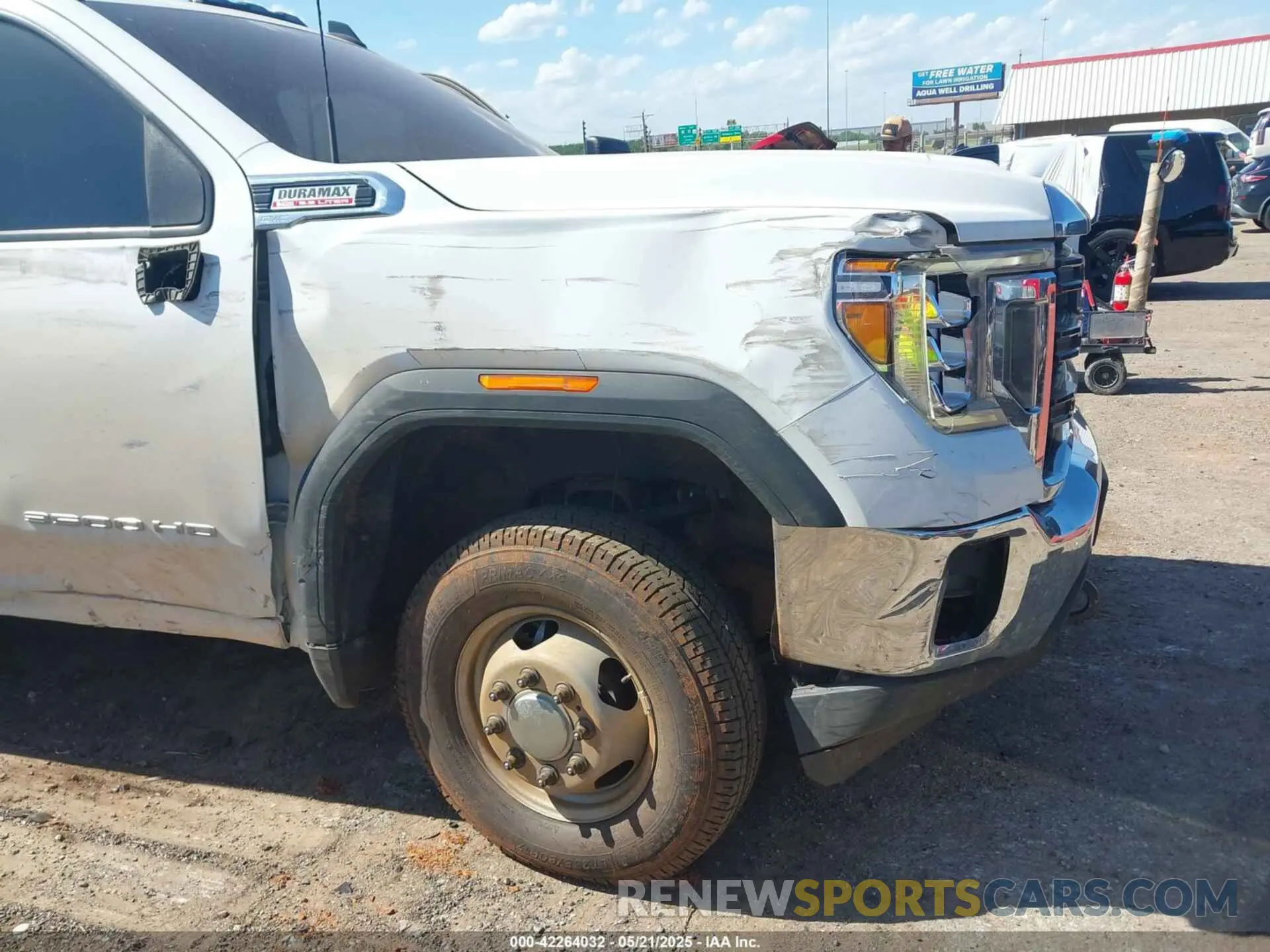 6 Photograph of a damaged car 1GT49SEY8PF220169 GMC SIERRA 3500HD 2023