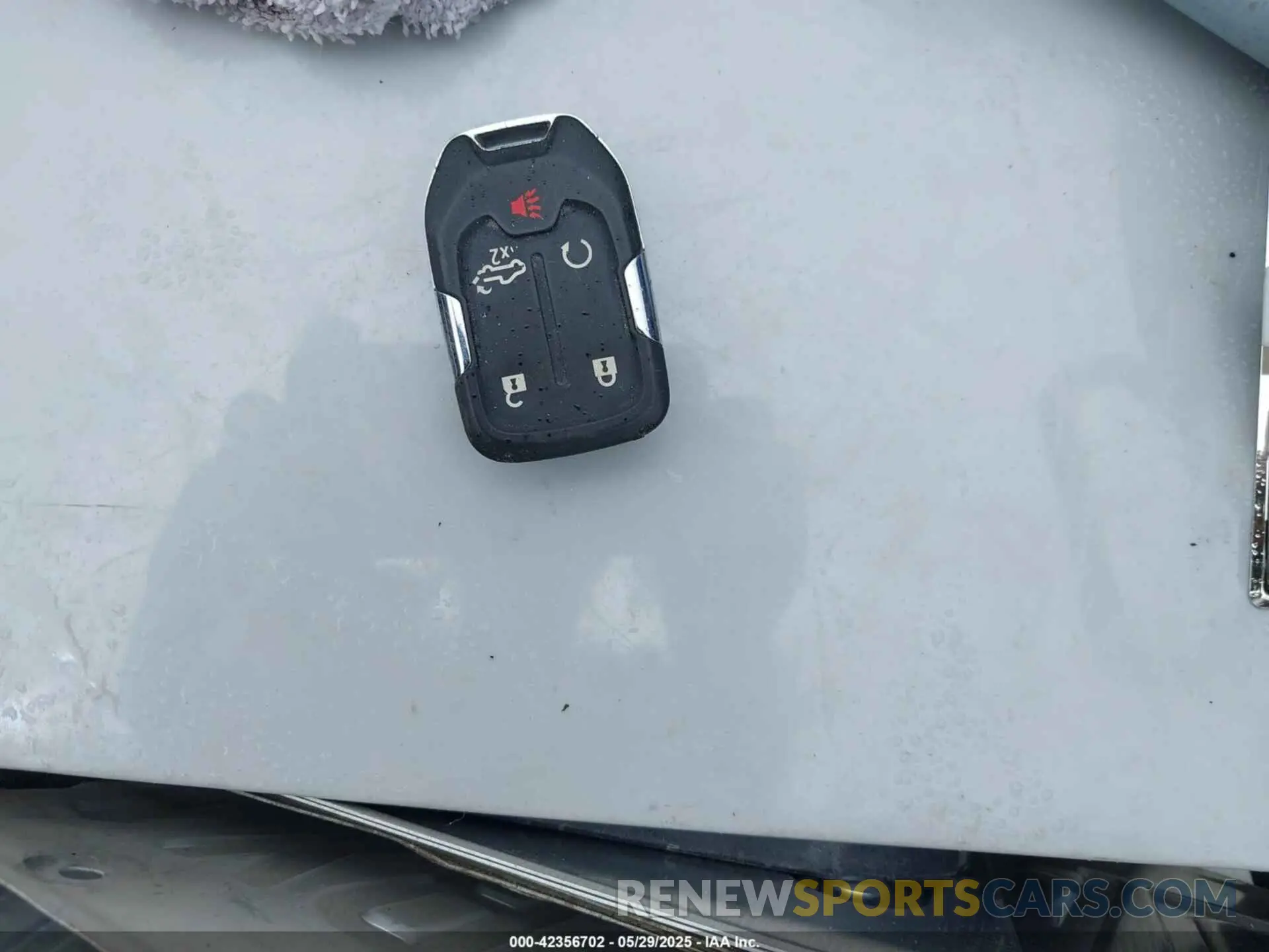 11 Фотография поврежденного автомобиля 1GT49WEY2PF128322 GMC SIERRA 3500HD 2023