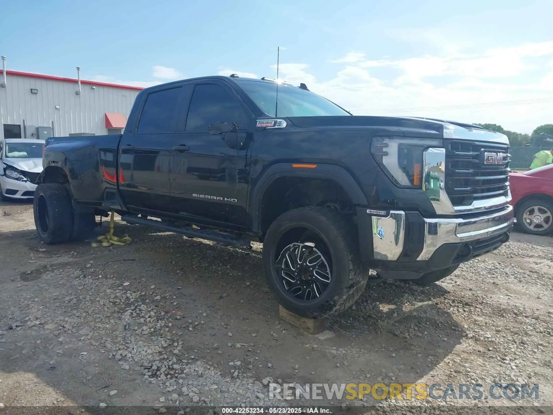 1 Photograph of a damaged car 1GT49SEY0RF202980 GMC SIERRA 3500HD 2024
