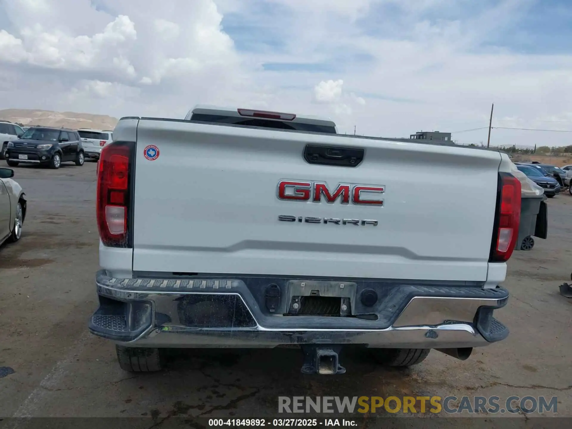 8 Photograph of a damaged car 1GT49SEY7RF465970 GMC SIERRA 3500HD 2024