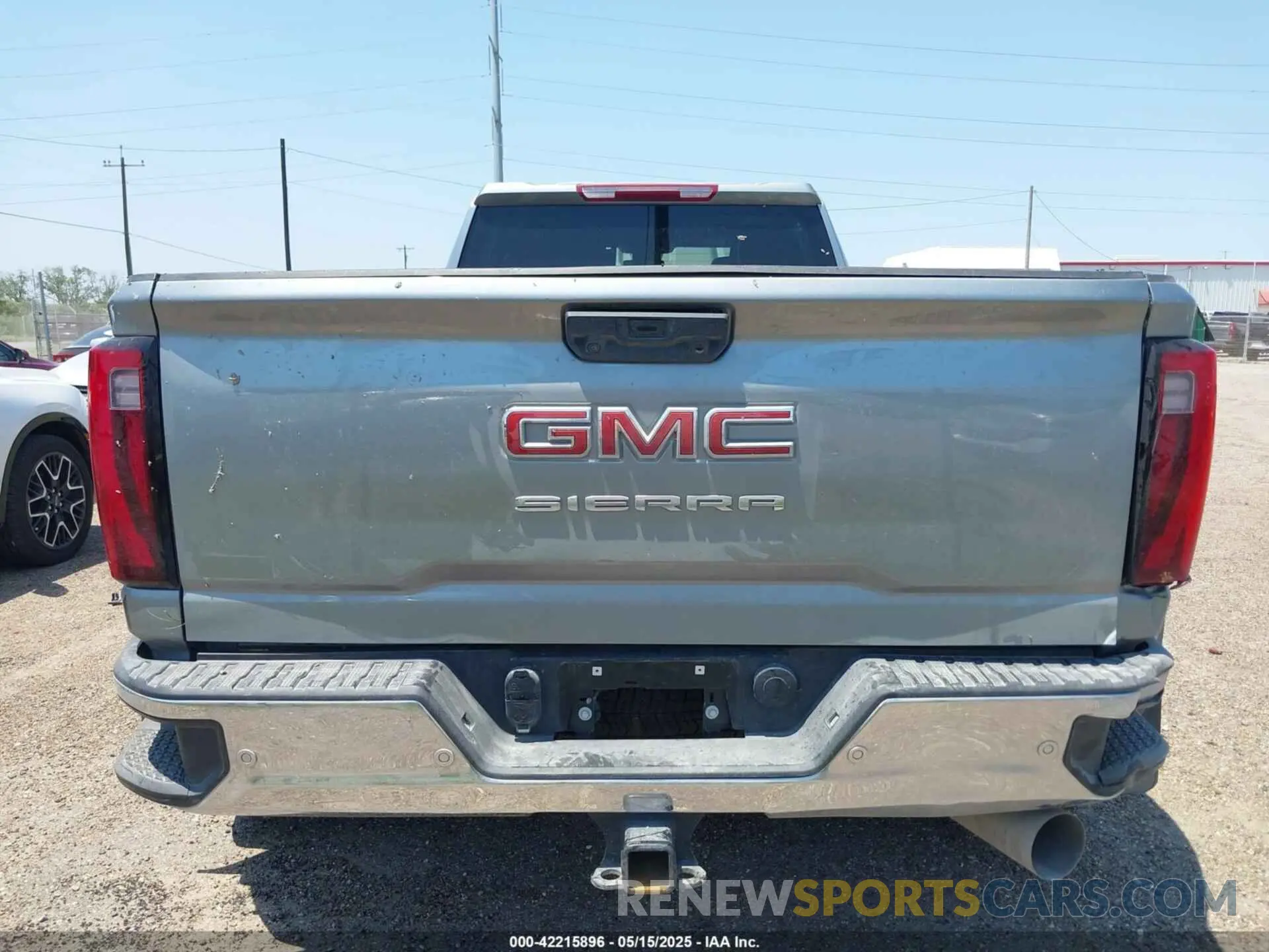 8 Photograph of a damaged car 1GT49SEY8RF434646 GMC SIERRA 3500HD 2024
