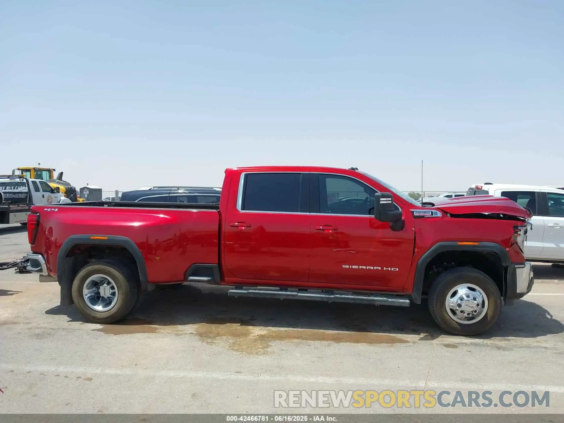 14 Фотография поврежденного автомобиля 1GT49TEY9RF209027 GMC SIERRA 3500HD 2024