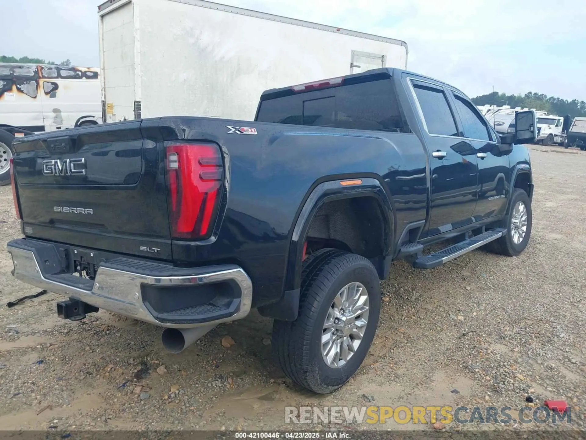 4 Фотография поврежденного автомобиля 1GT49UEY9RF368748 GMC SIERRA 3500HD 2024