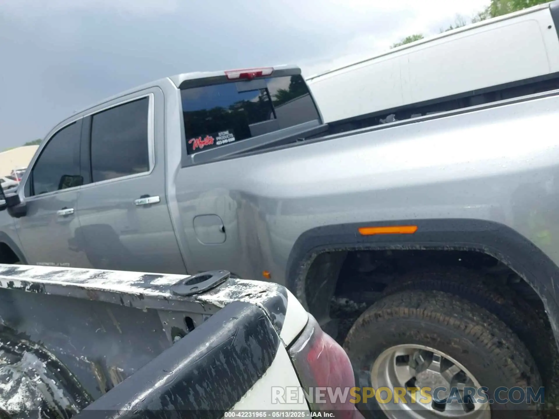 15 Фотография поврежденного автомобиля 1GT4UYEYXSF165685 GMC SIERRA 3500HD 2025
