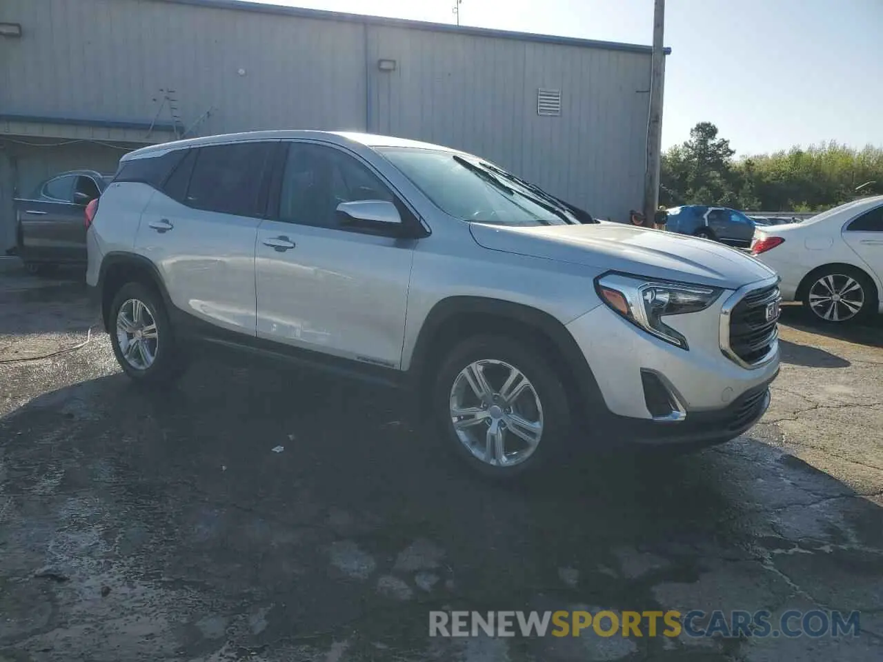 4 Photograph of a damaged car 3GKALMEV0KL110435 GMC TERRAIN 2019
