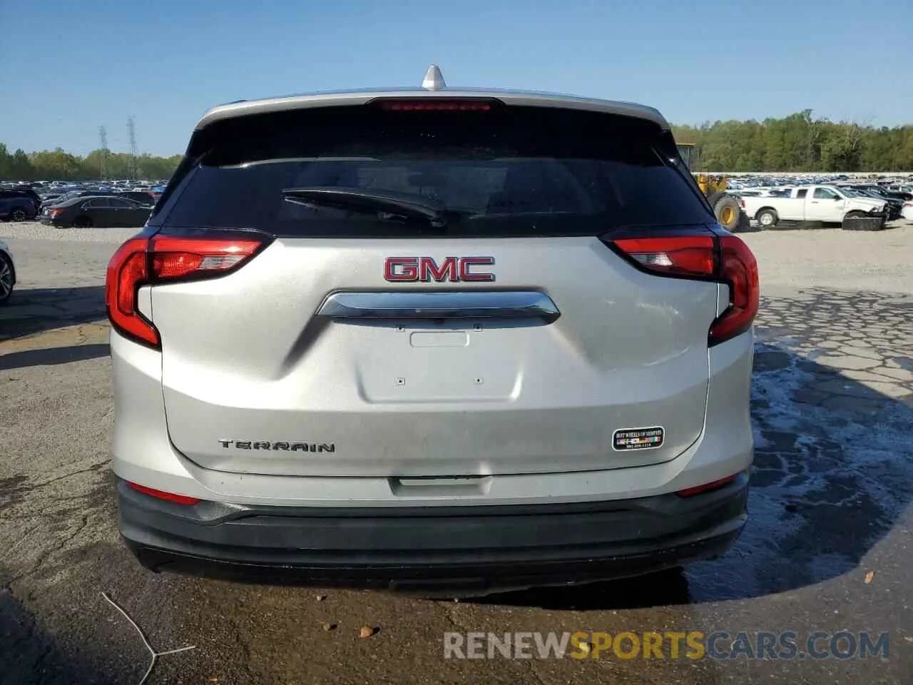 6 Photograph of a damaged car 3GKALMEV0KL110435 GMC TERRAIN 2019