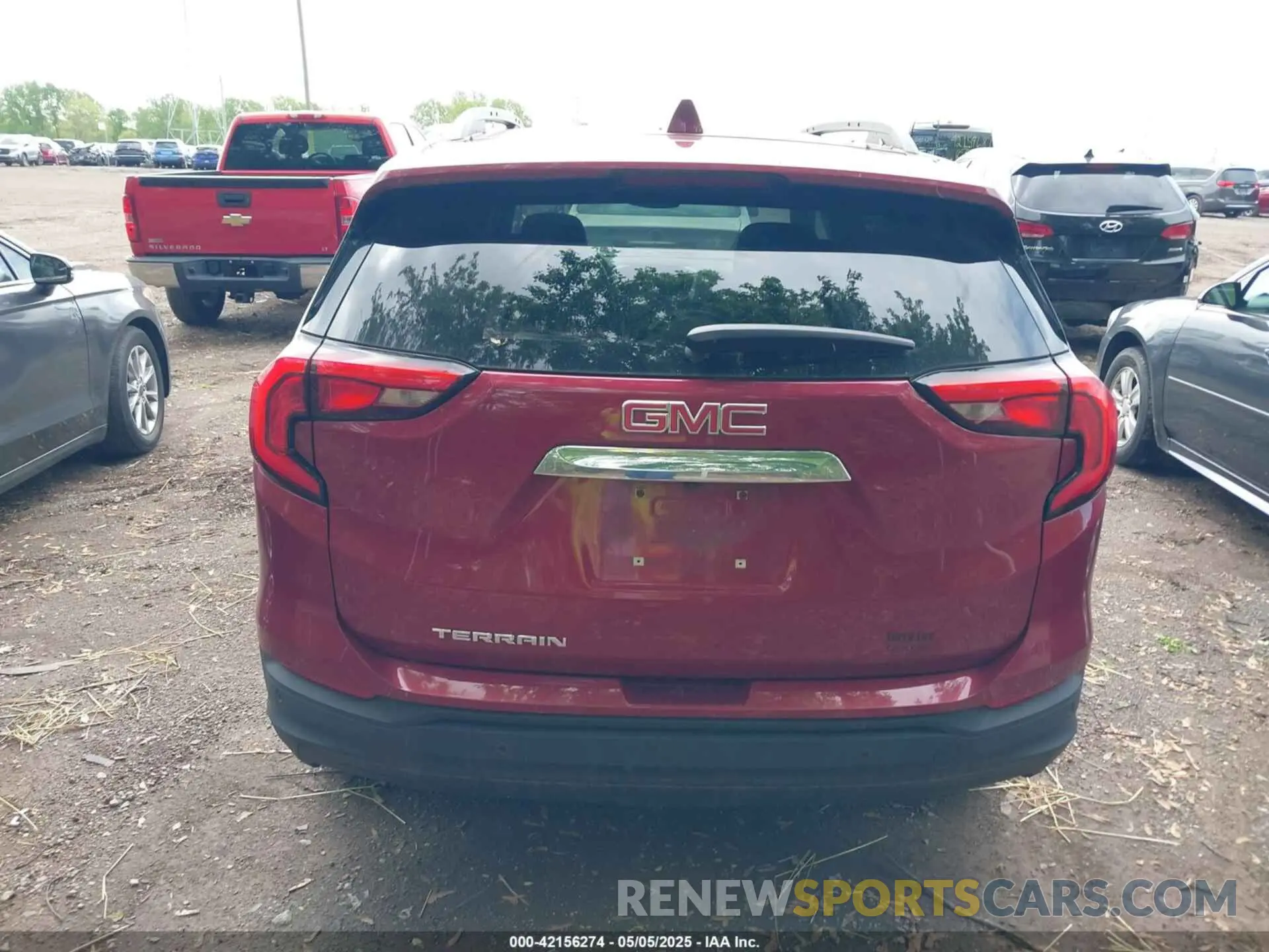 16 Photograph of a damaged car 3GKALMEV0KL154919 GMC TERRAIN 2019