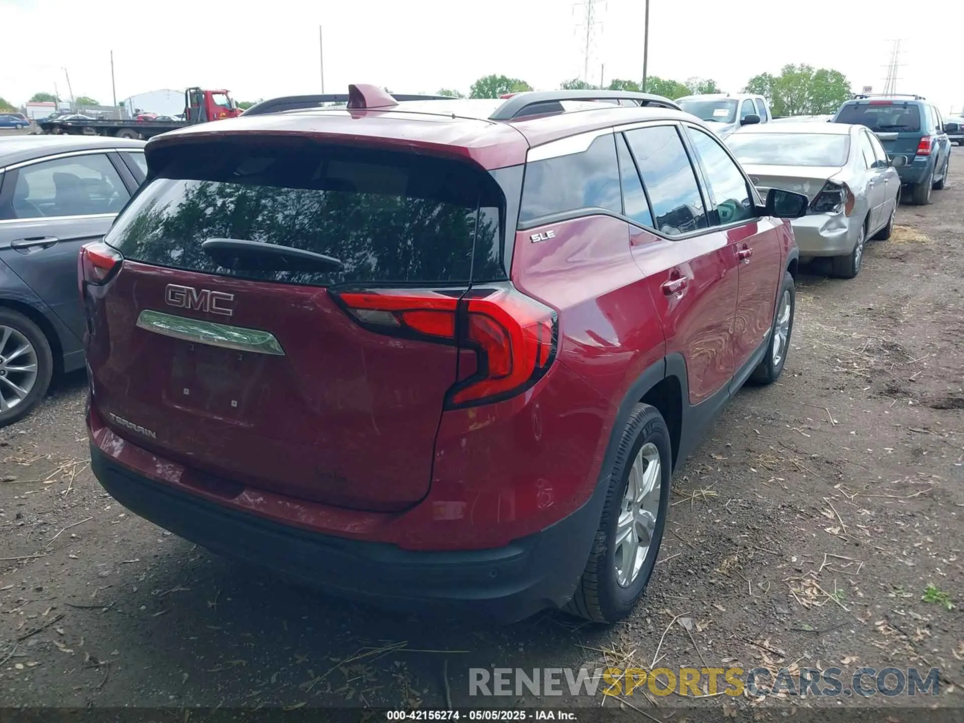 4 Photograph of a damaged car 3GKALMEV0KL154919 GMC TERRAIN 2019