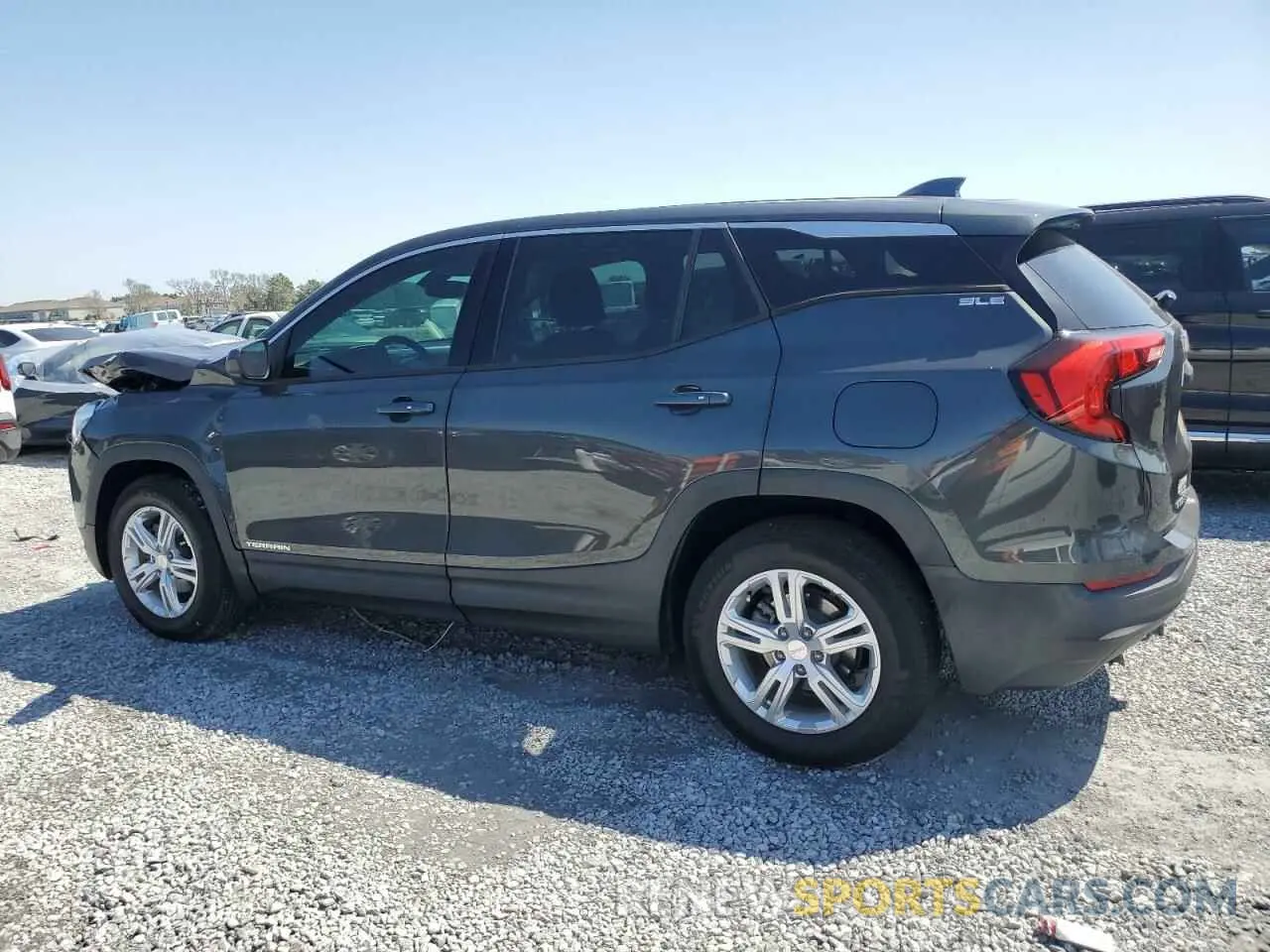 2 Photograph of a damaged car 3GKALMEV0KL172692 GMC TERRAIN 2019