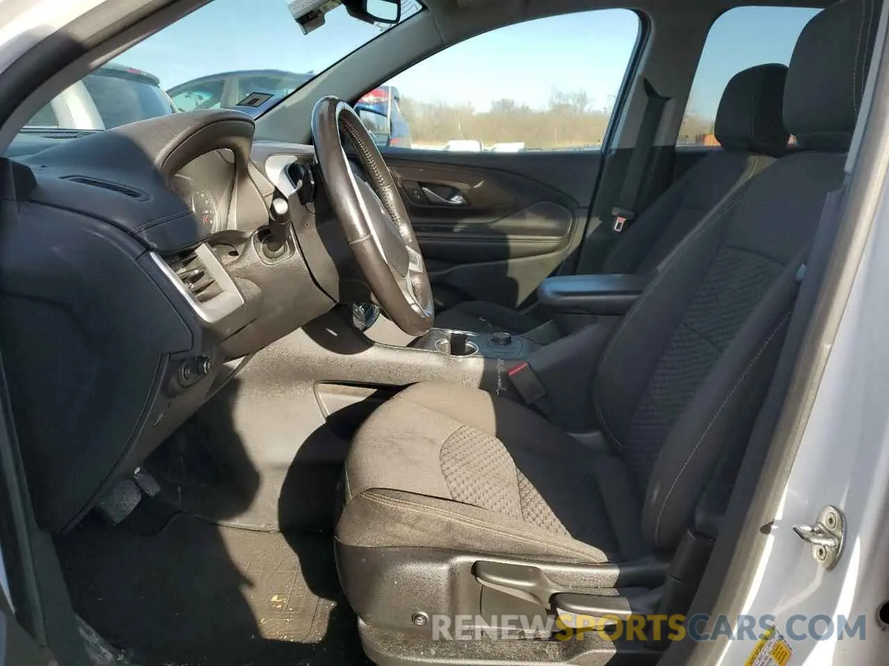 7 Фотография поврежденного автомобиля 3GKALMEV0KL261467 GMC TERRAIN 2019