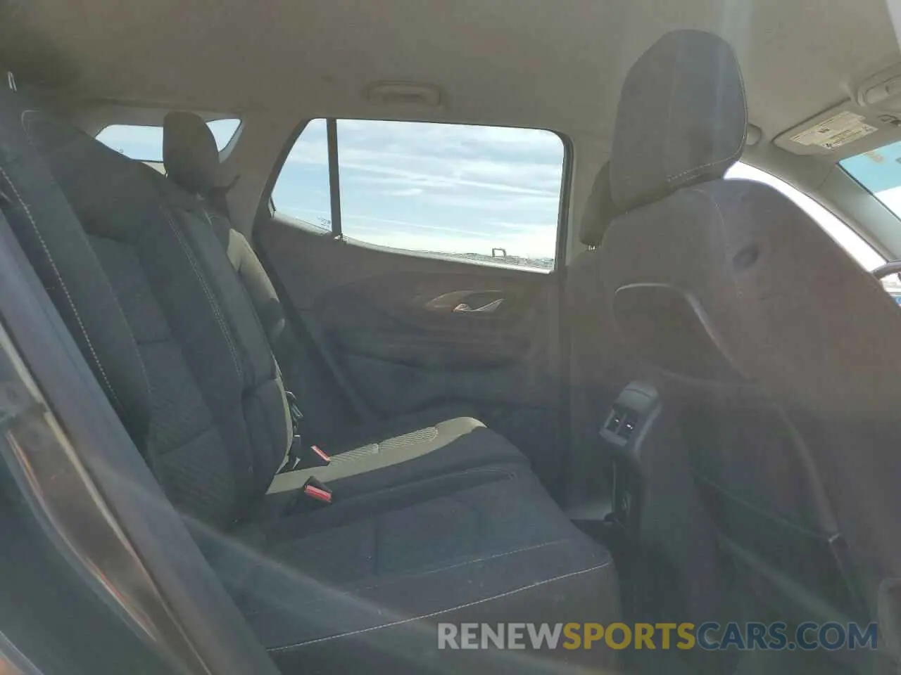 11 Фотография поврежденного автомобиля 3GKALMEV1KL105891 GMC TERRAIN 2019