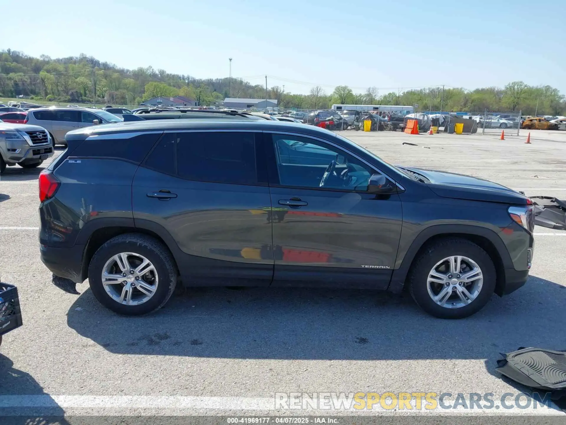 13 Фотография поврежденного автомобиля 3GKALMEV1KL200970 GMC TERRAIN 2019