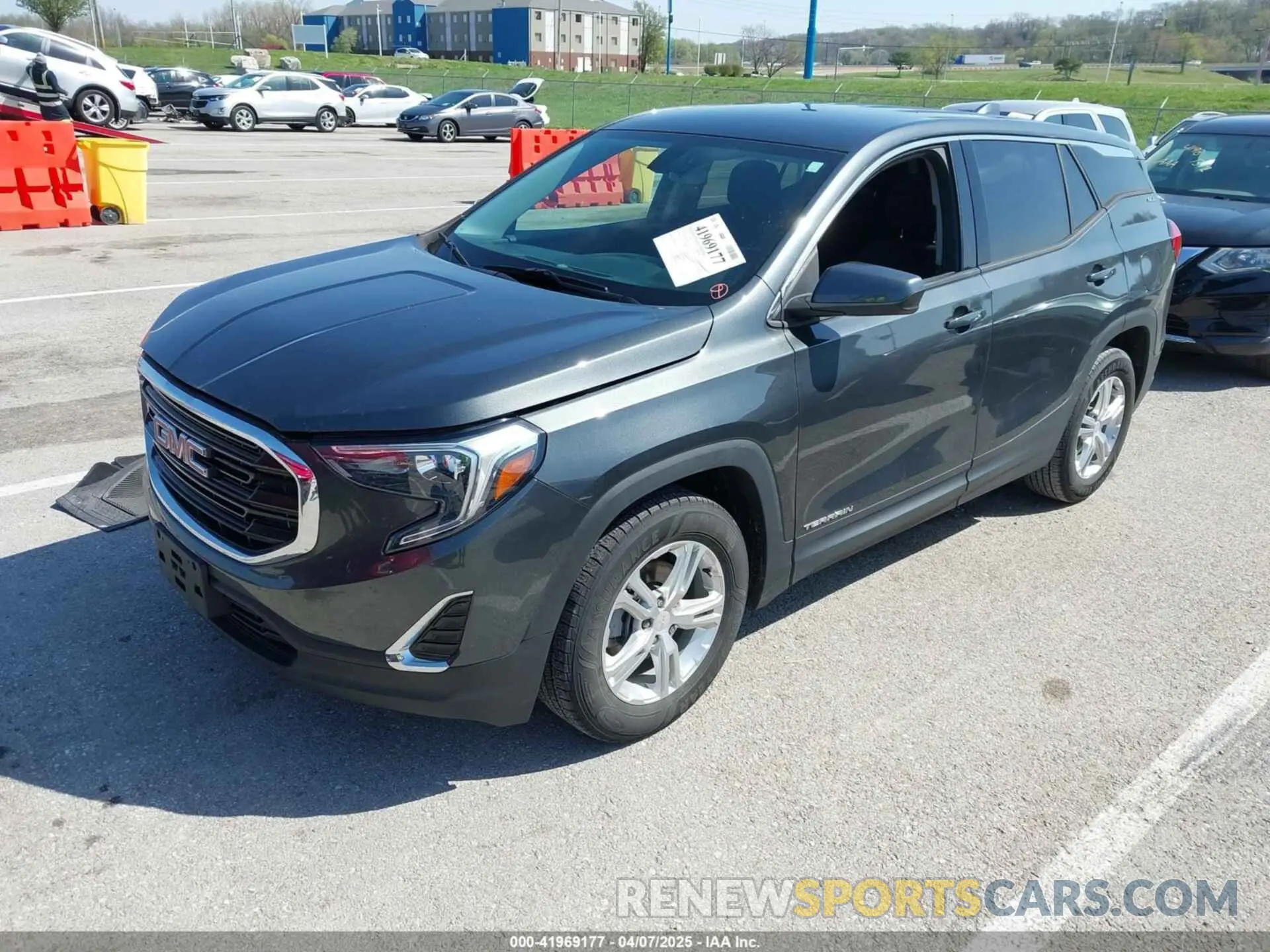 2 Фотография поврежденного автомобиля 3GKALMEV1KL200970 GMC TERRAIN 2019