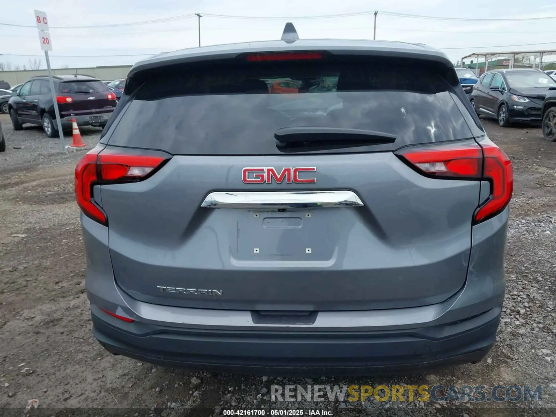 15 Photograph of a damaged car 3GKALMEV1KL222743 GMC TERRAIN 2019
