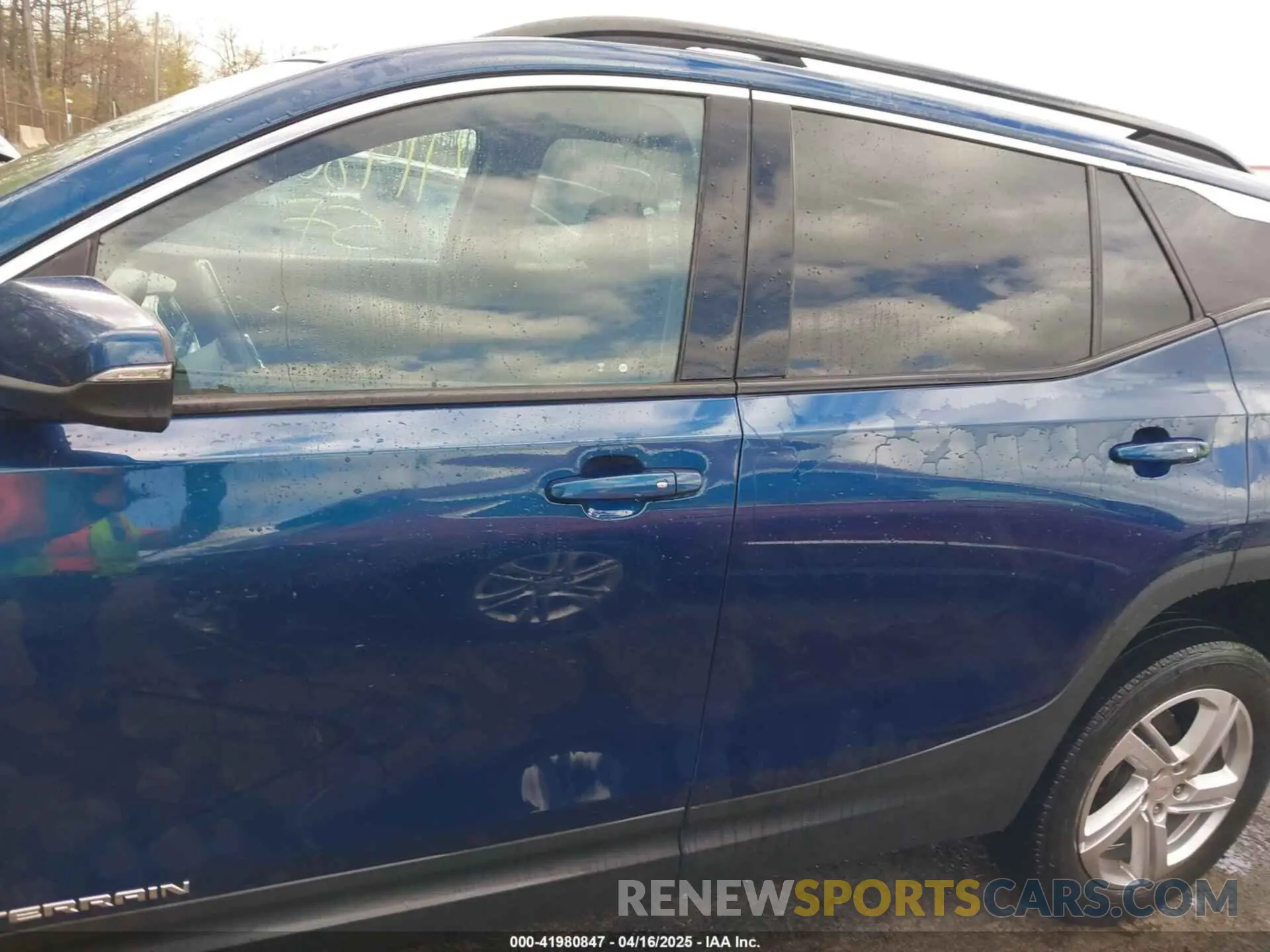 14 Фотография поврежденного автомобиля 3GKALMEV1KL243530 GMC TERRAIN 2019