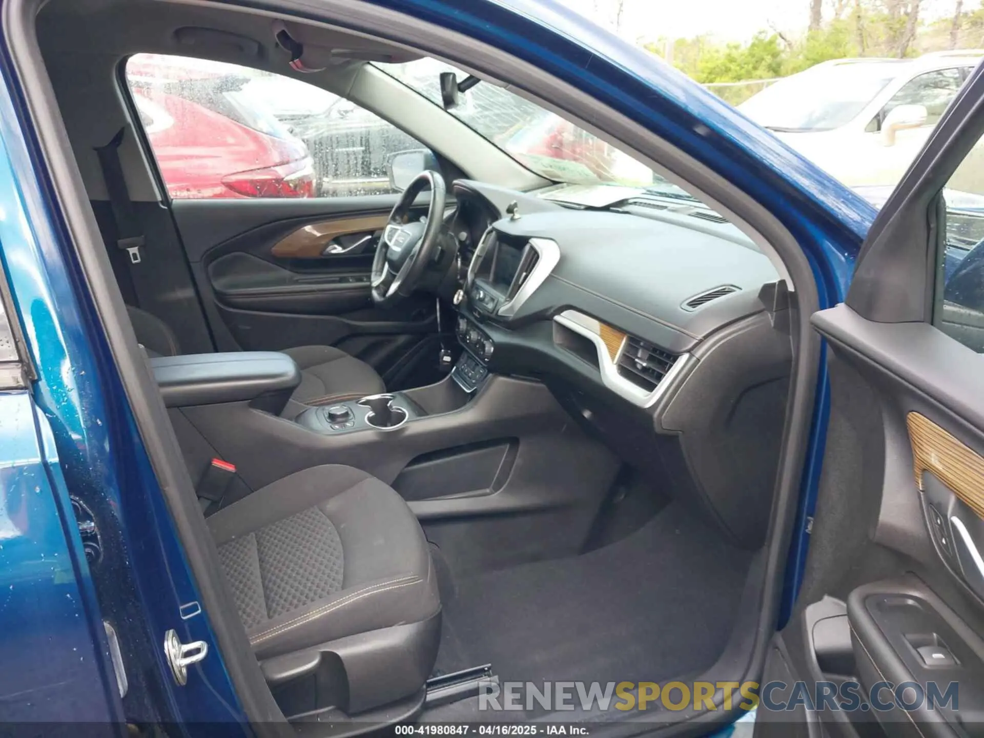 5 Фотография поврежденного автомобиля 3GKALMEV1KL243530 GMC TERRAIN 2019